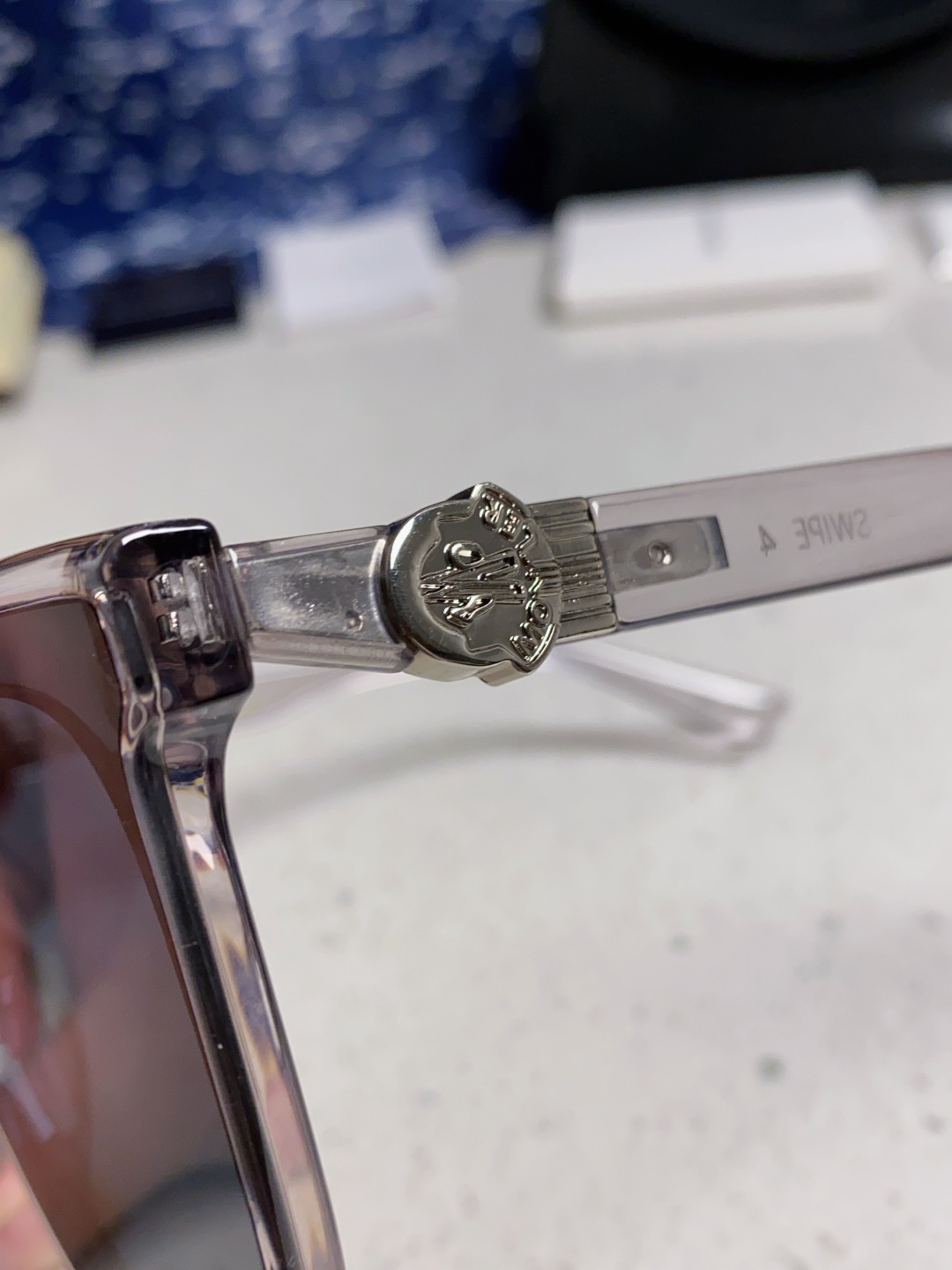 Gentle Moster(GM) 2025新款gm蒙口联名款方框素颜瘦脸潮太阳眼镜 型号：SWIPE4