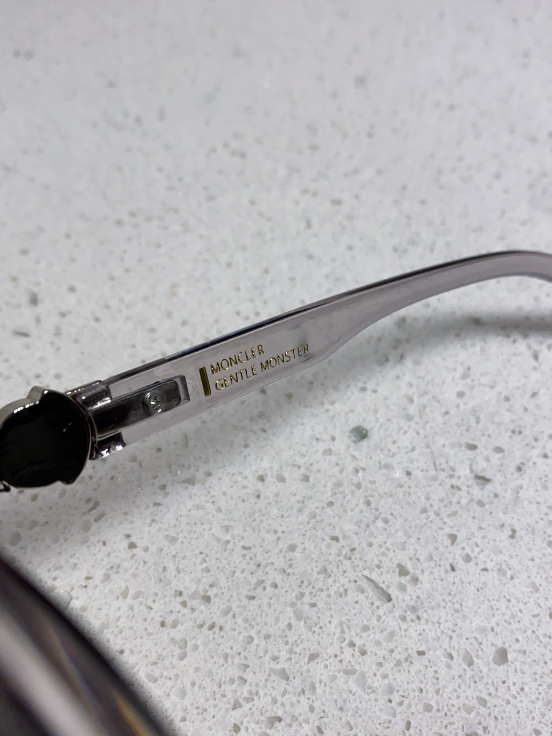 Gentle Moster(GM) 2025新款gm蒙口联名款方框素颜瘦脸潮太阳眼镜 型号：SWIPE4