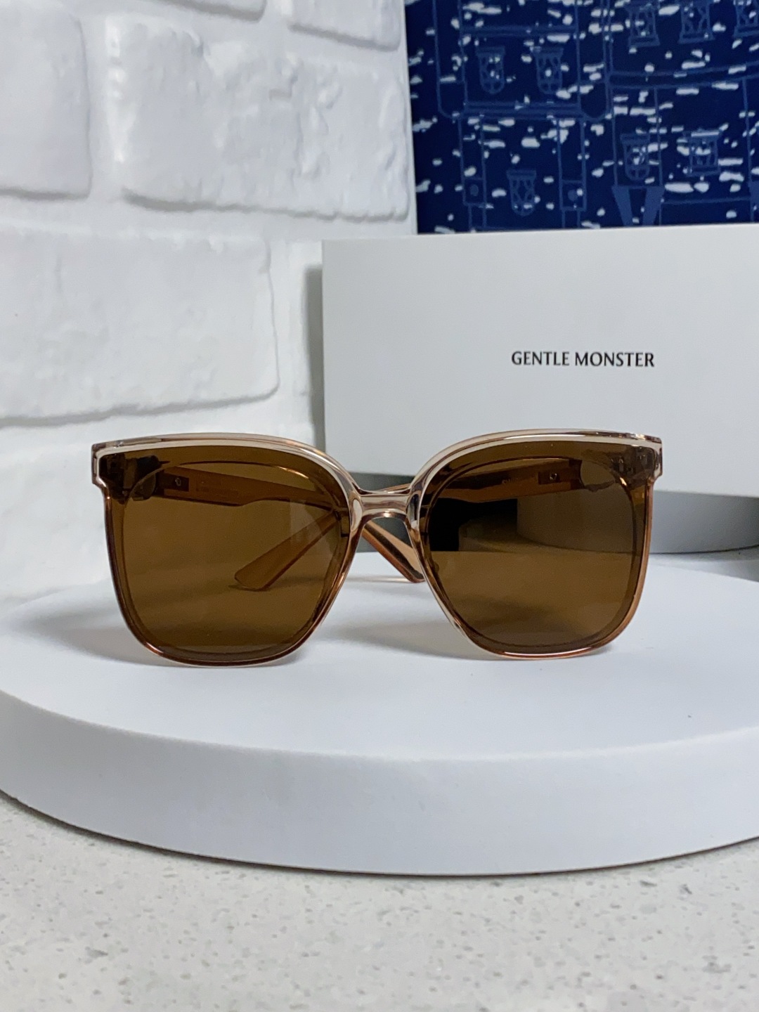 Gentle Moster(GM) 2025新款gm蒙口联名款方框素颜瘦脸潮太阳眼镜 型号：SWIPE4