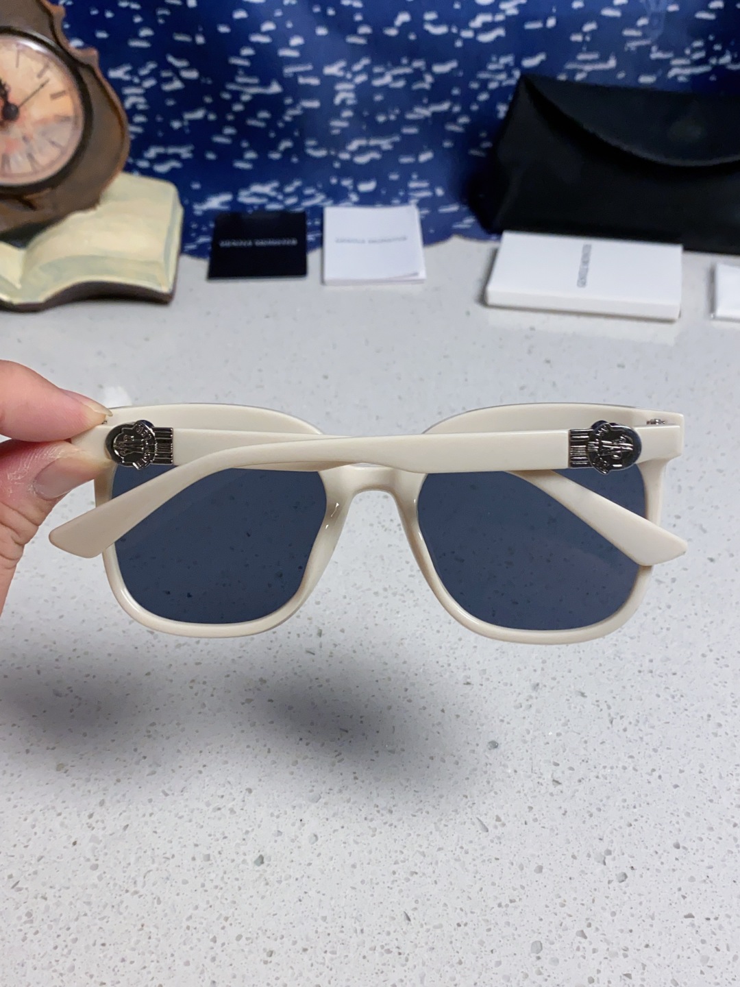 Gentle Moster(GM) 2025新款gm蒙口联名款方框素颜瘦脸潮太阳眼镜 型号：SWIPE4