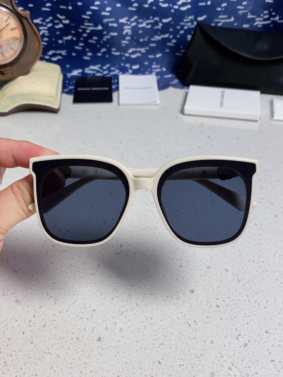 Gentle Moster(GM) 2025新款gm蒙口联名款方框素颜瘦脸潮太阳眼镜 型号：SWIPE4