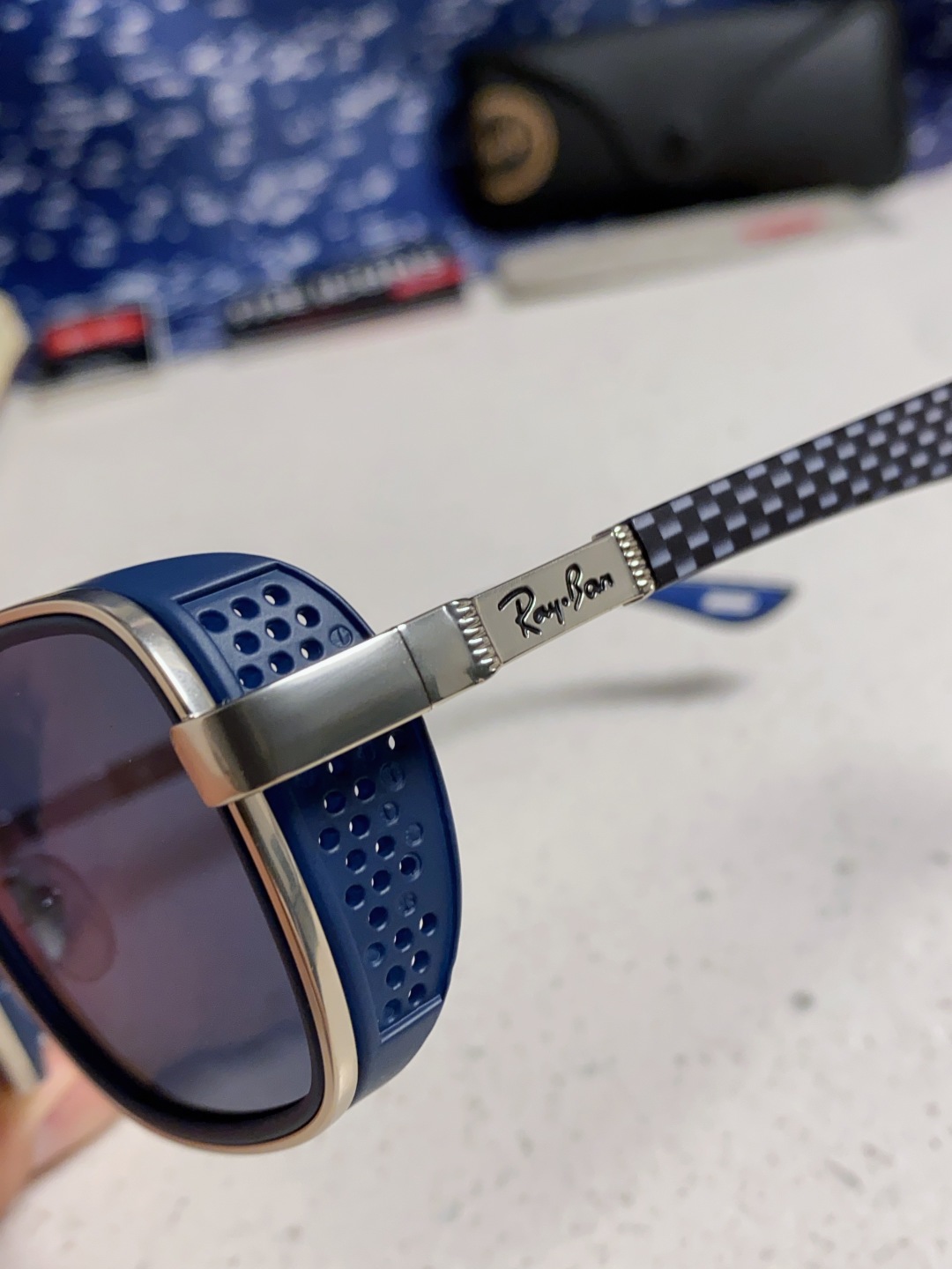 RayBan雷朋 2025新款外贸金属INS风方形时尚个性大框太阳镜个性复古男女潮墨镜 碳纤维 风挡风镜