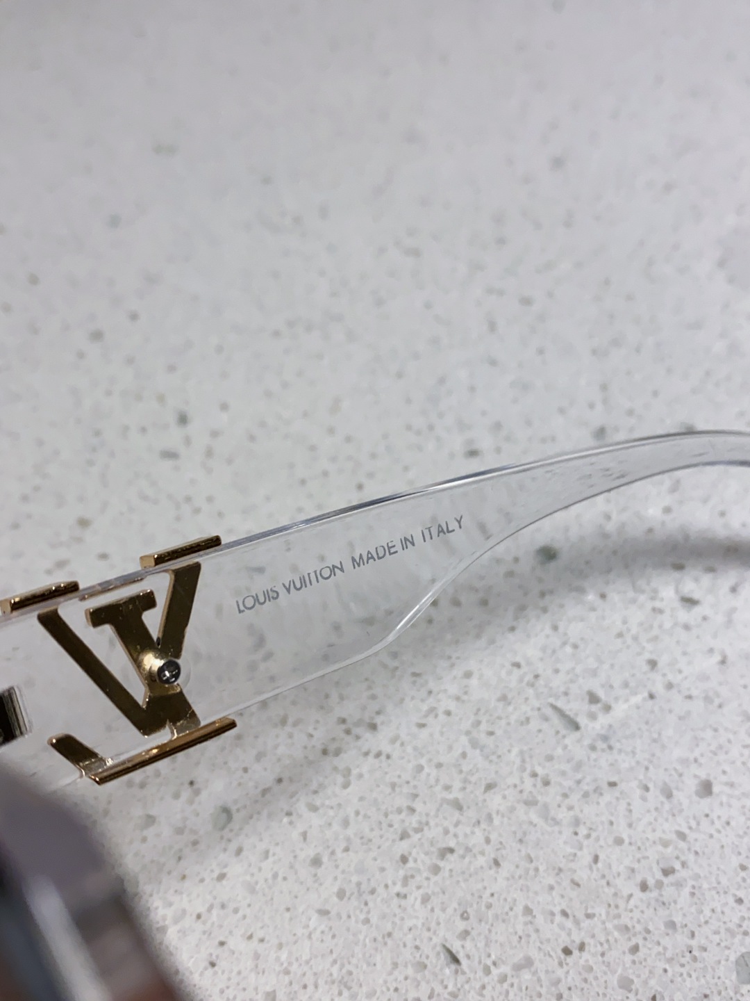 LouisVuitton路易威登 2025新款女式太阳镜防紫外线圆脸大框墨镜大脸显瘦复古网红眼镜