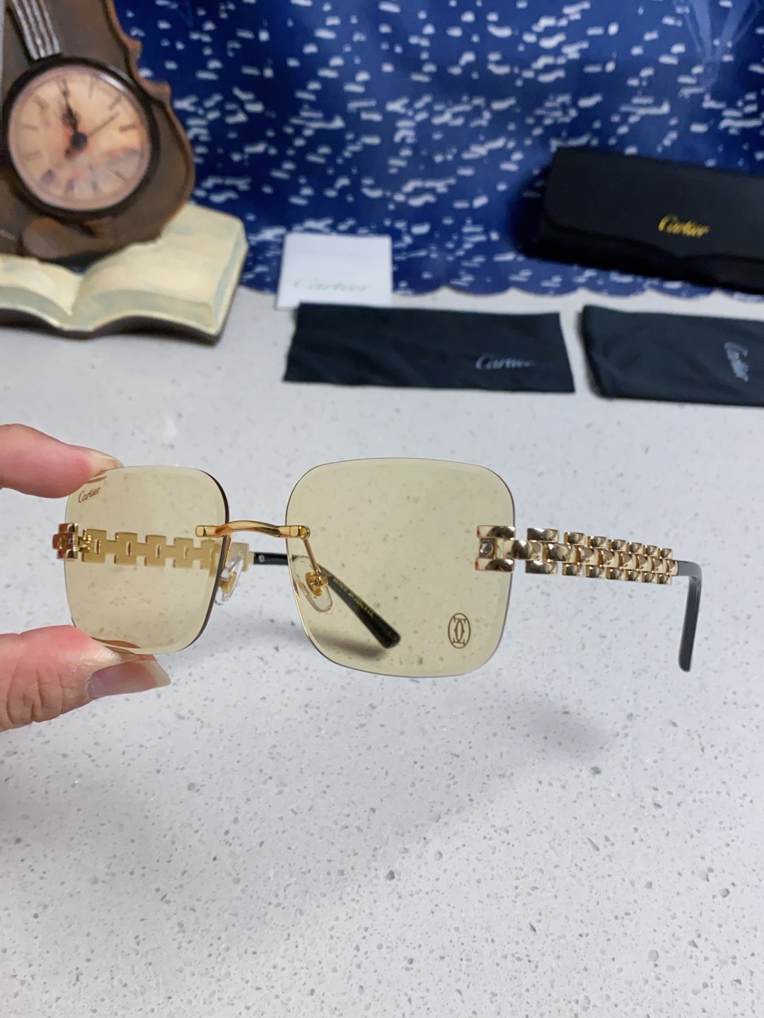 Cartier卡地亚 2025新款欧美复古方形无框切边墨镜女潮时尚气质街拍凹造型显瘦太阳眼镜