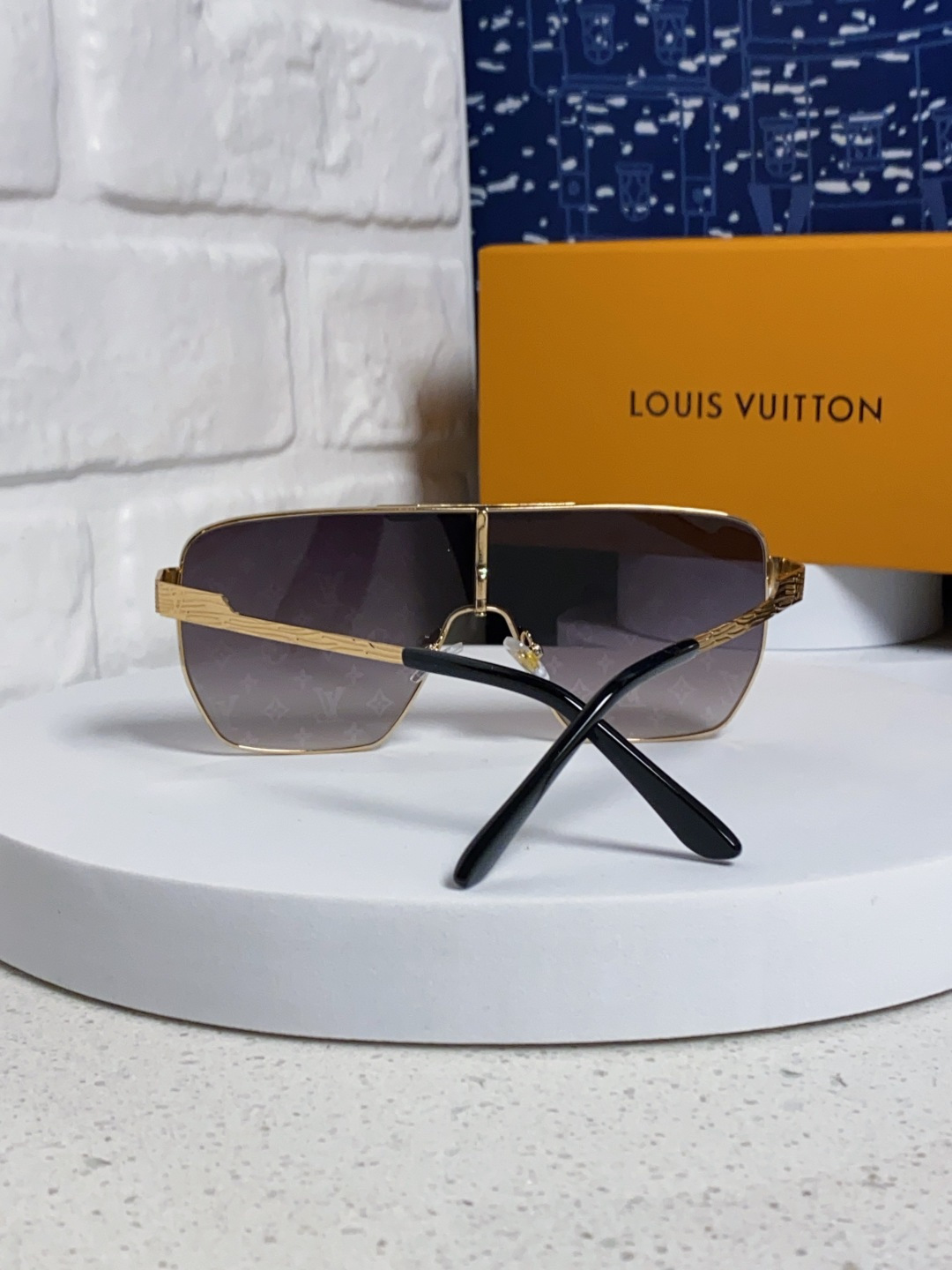 LouisVuitton路易威登 2025新款LV欧美高端男方框连体护目太阳眼欧洲站博主开车防紫外线墨镜
