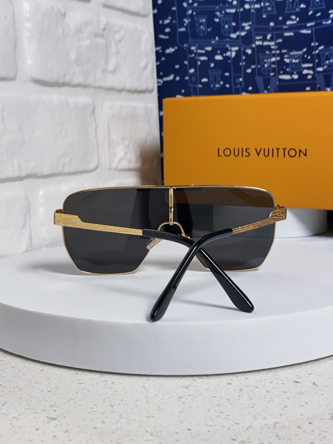 LouisVuitton路易威登 2025新款LV欧美高端男方框连体护目太阳眼欧洲站博主开车防紫外线墨镜