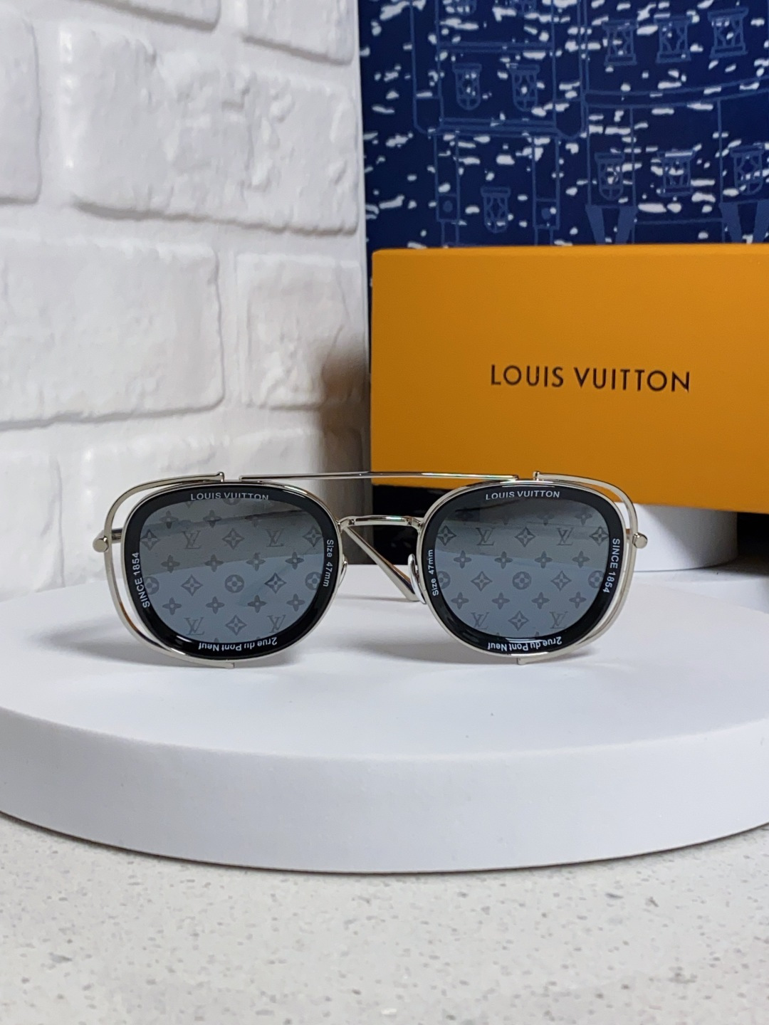 LouisVuitton路易威登 2025新款欧美男女圆框LV个性复古太阳眼欧洲站小红书前卫镂空防晒墨镜