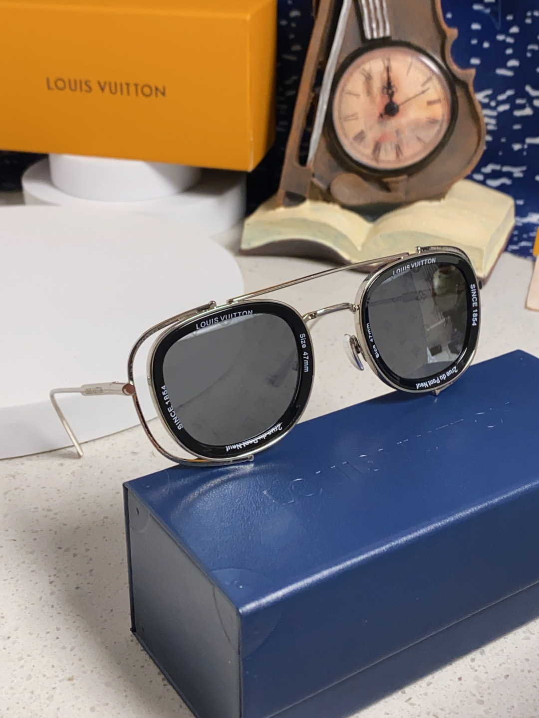 LouisVuitton路易威登 2025新款欧美男女圆框LV个性复古太阳眼欧洲站小红书前卫镂空防晒墨镜