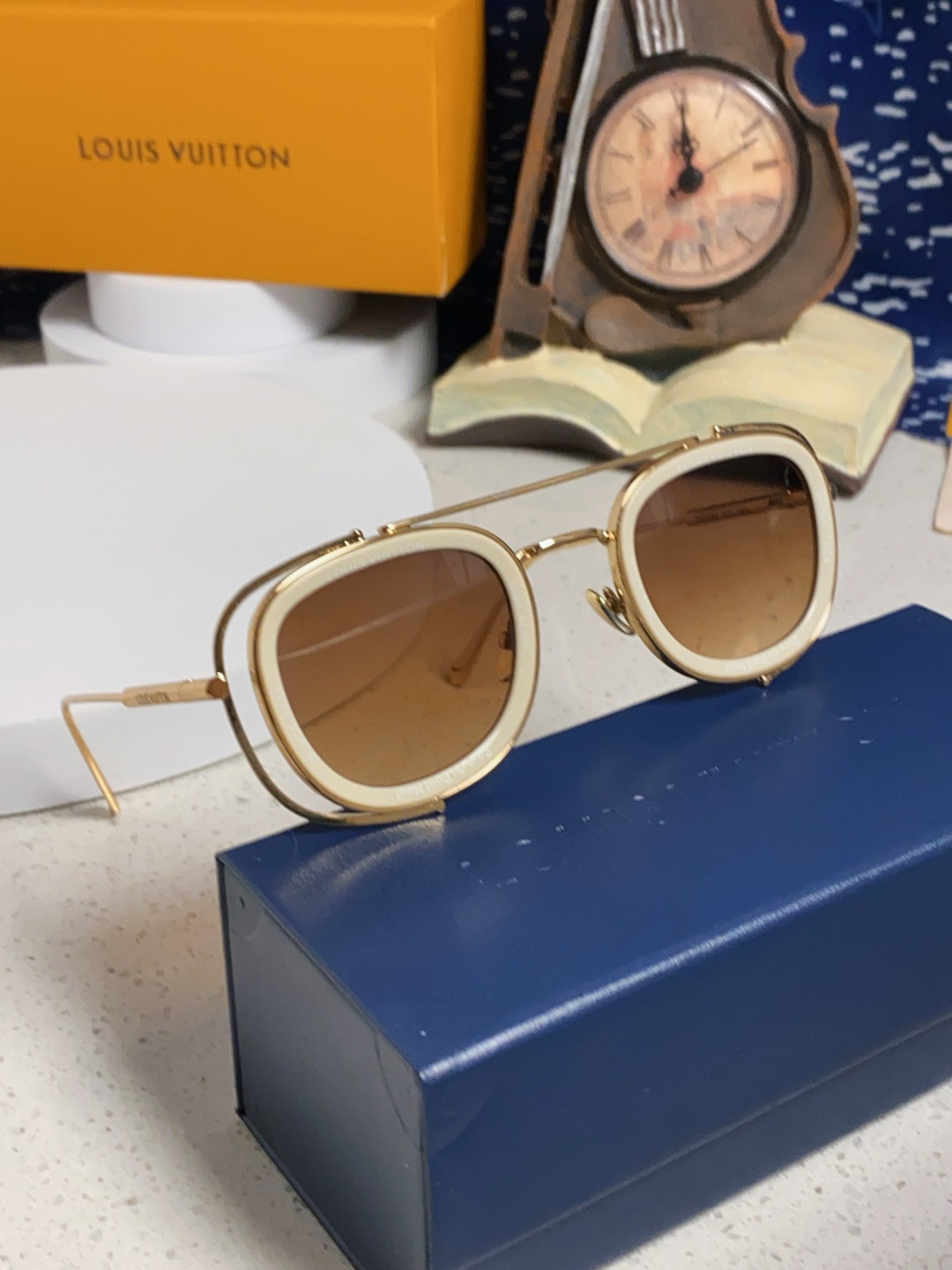 LouisVuitton路易威登 2025新款欧美男女圆框LV个性复古太阳眼欧洲站小红书前卫镂空防晒墨镜