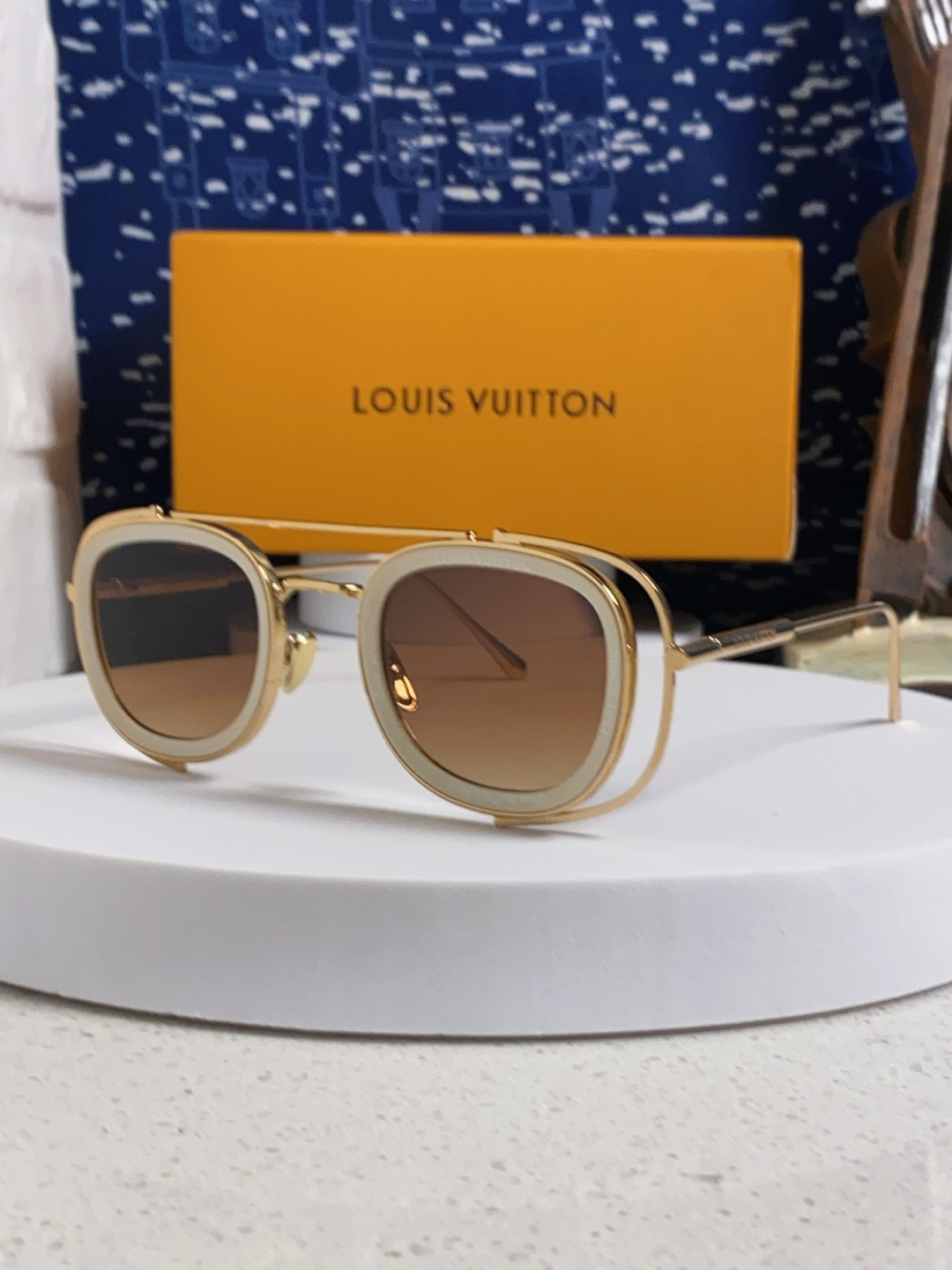 LouisVuitton路易威登 2025新款欧美男女圆框LV个性复古太阳眼欧洲站小红书前卫镂空防晒墨镜