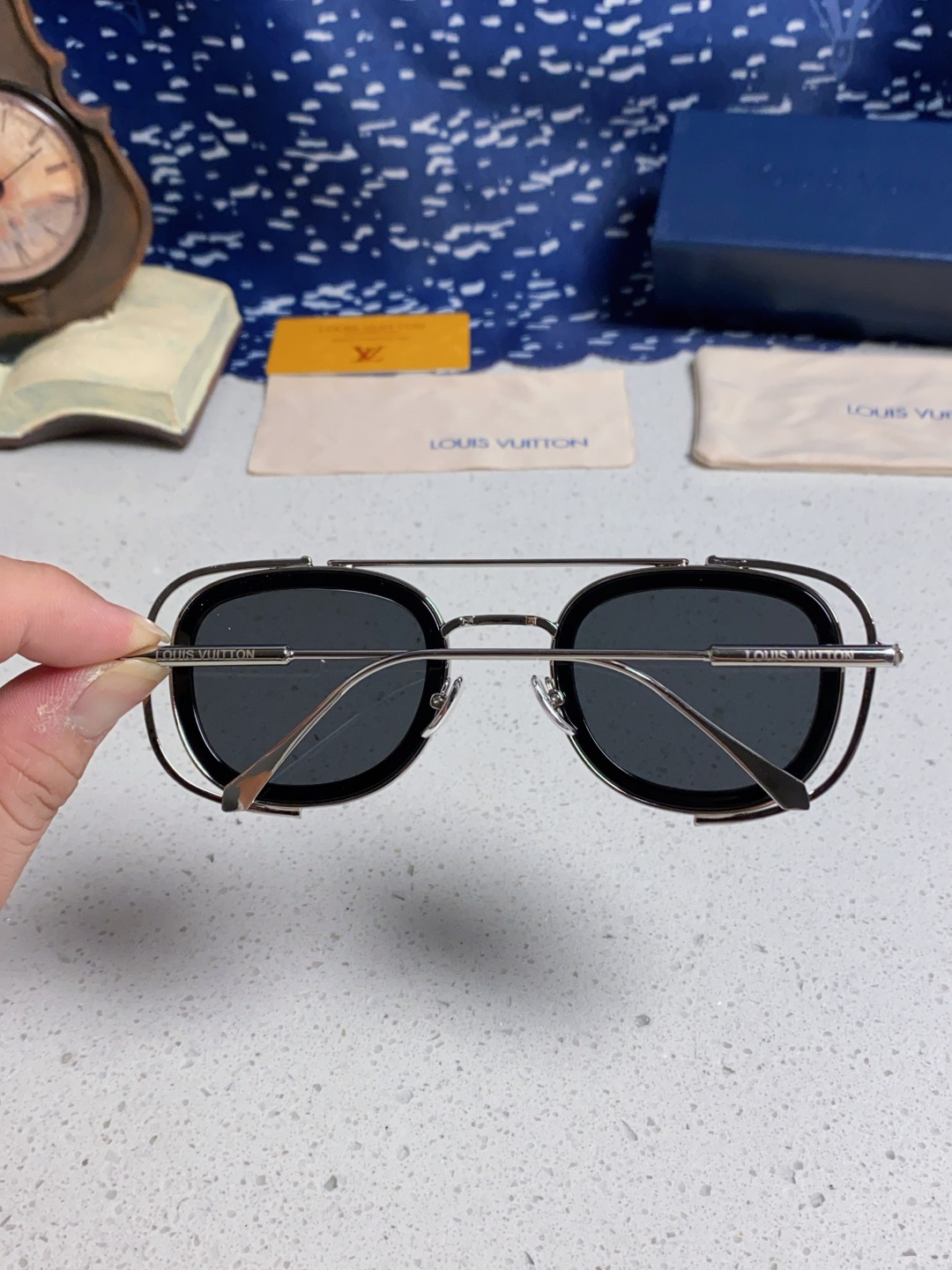 LouisVuitton路易威登 2025新款欧美男女圆框LV个性复古太阳眼欧洲站小红书前卫镂空防晒墨镜