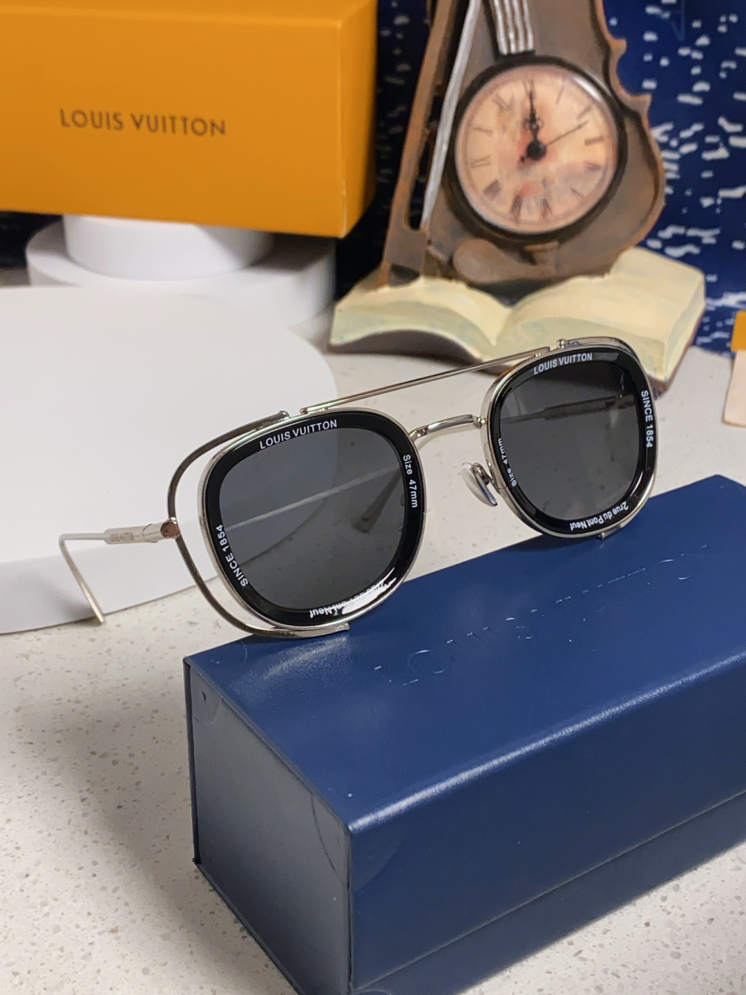 LouisVuitton路易威登 2025新款欧美男女圆框LV个性复古太阳眼欧洲站小红书前卫镂空防晒墨镜