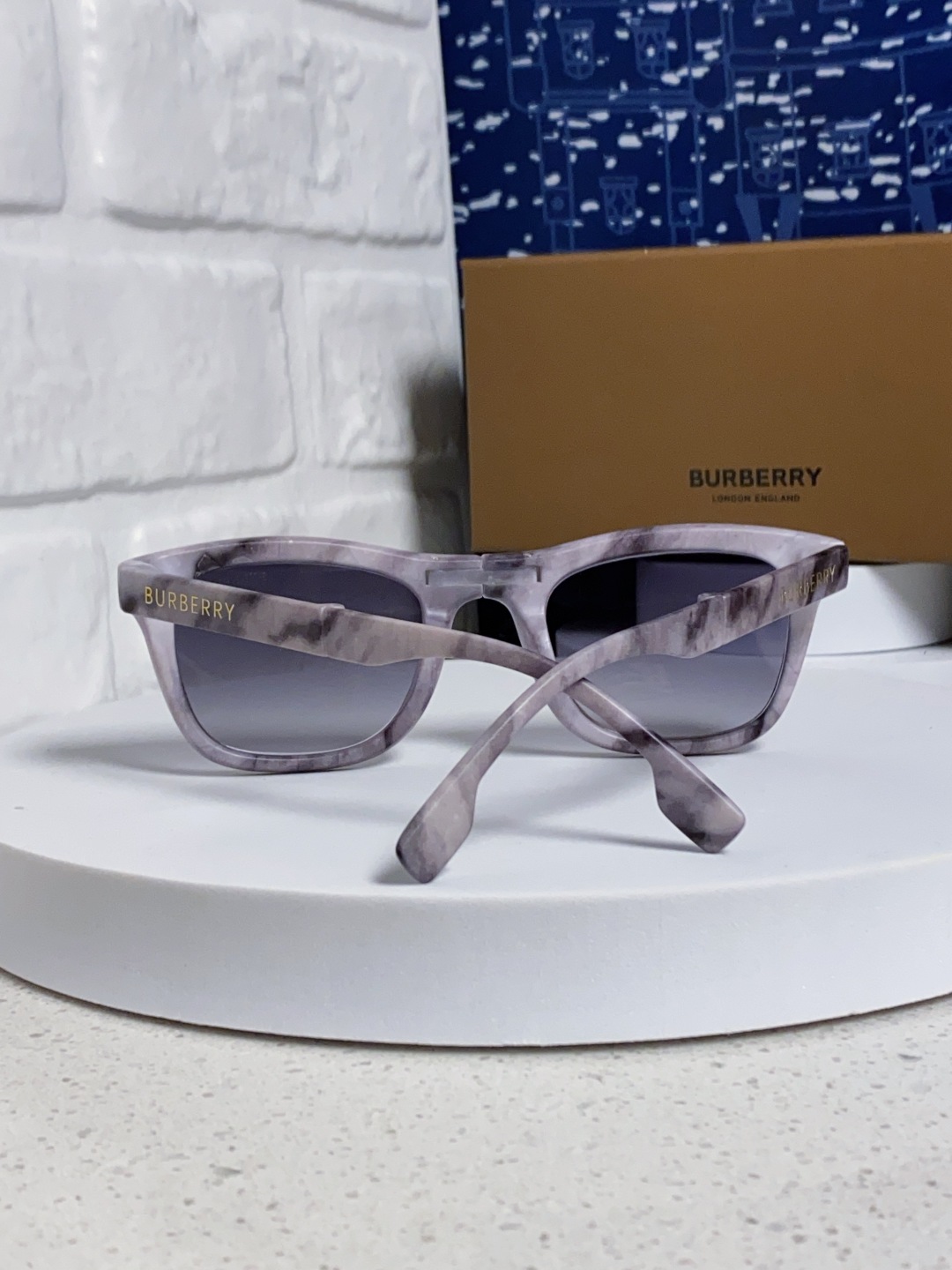 Burberry巴宝莉 2025新款潮牌太阳眼镜男女通用款太阳镜墨镜高品质折叠眼镜 口袋眼镜