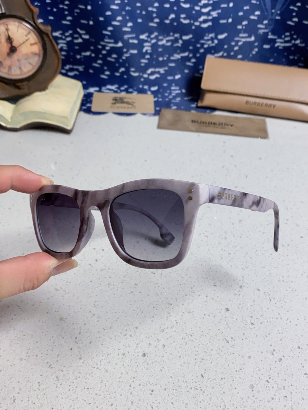 Burberry巴宝莉 2025新款潮牌太阳眼镜男女通用款太阳镜墨镜高品质折叠眼镜 口袋眼镜