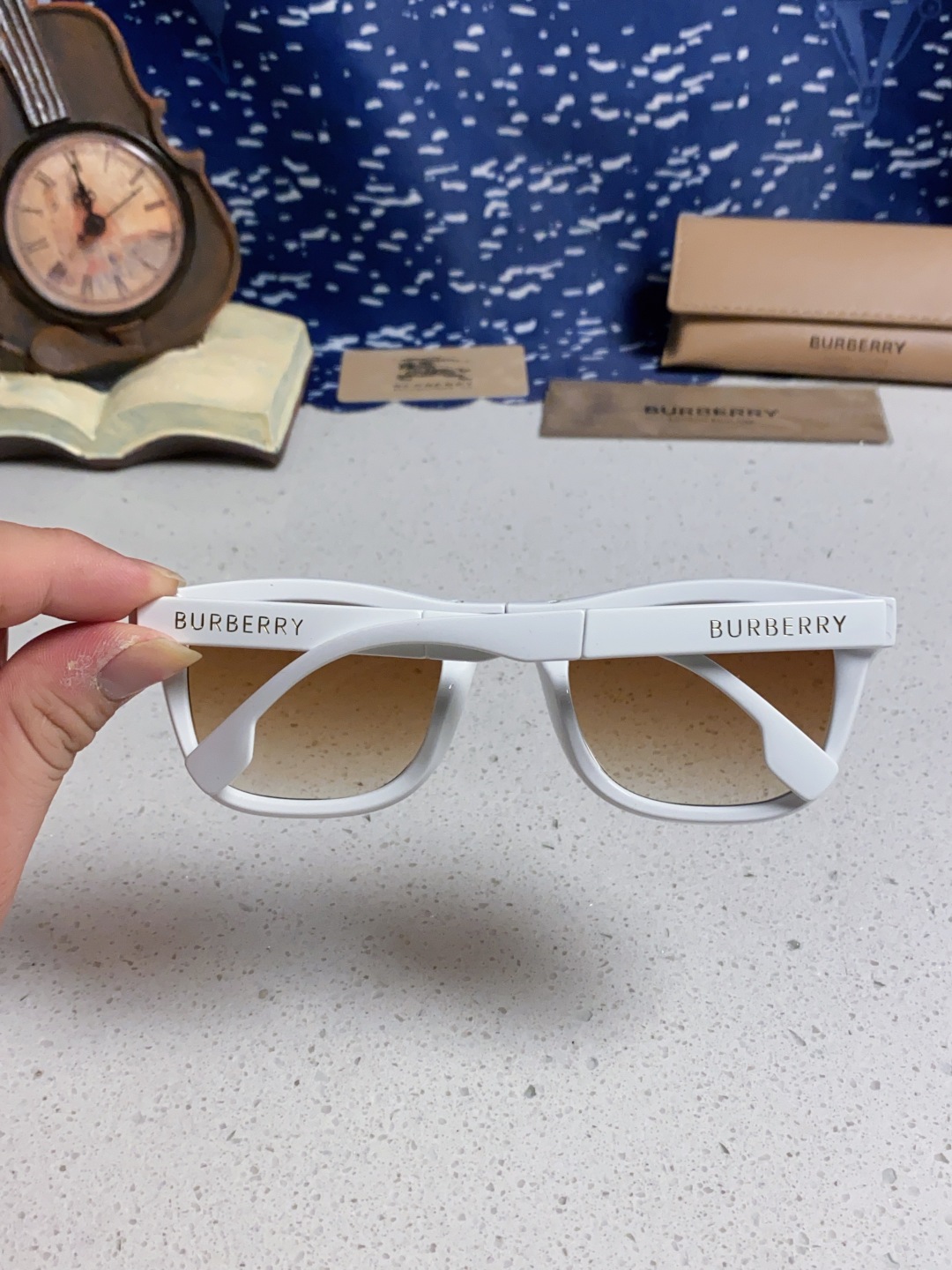 Burberry巴宝莉 2025新款潮牌太阳眼镜男女通用款太阳镜墨镜高品质折叠眼镜 口袋眼镜