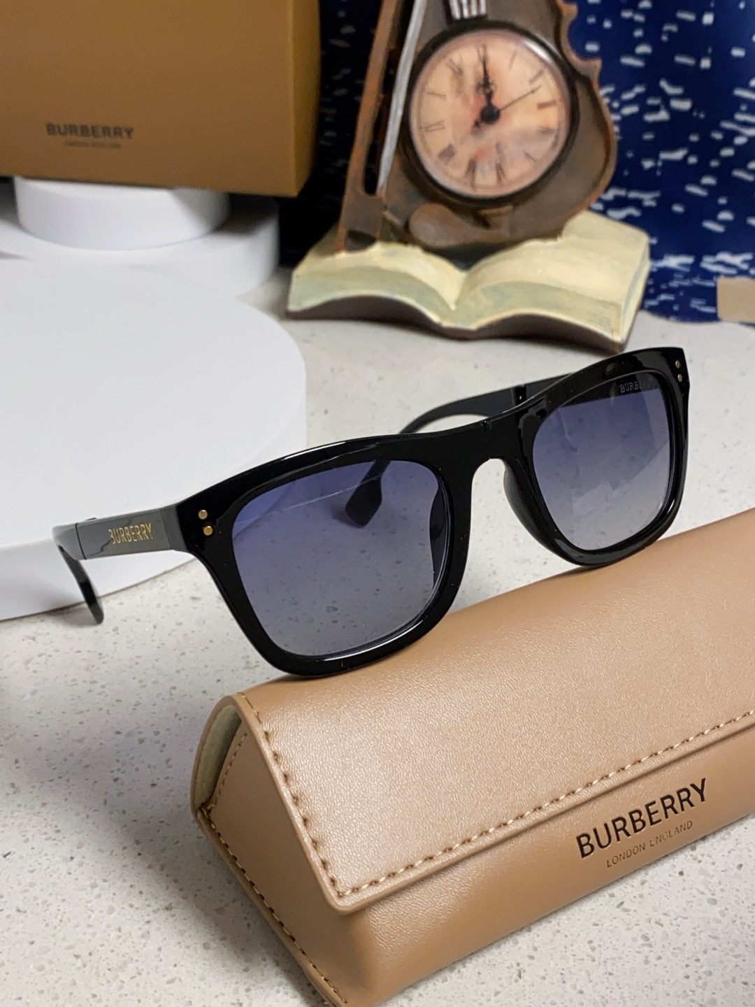 Burberry巴宝莉 2025新款潮牌太阳眼镜男女通用款太阳镜墨镜高品质折叠眼镜 口袋眼镜