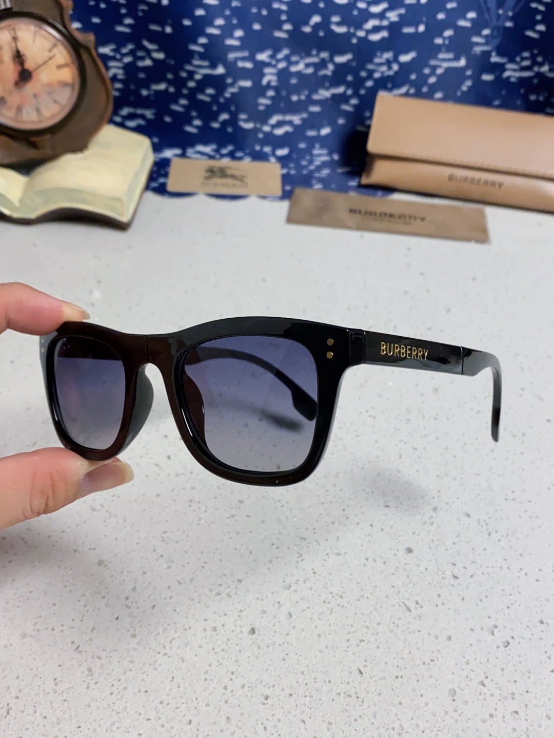 Burberry巴宝莉 2025新款潮牌太阳眼镜男女通用款太阳镜墨镜高品质折叠眼镜 口袋眼镜