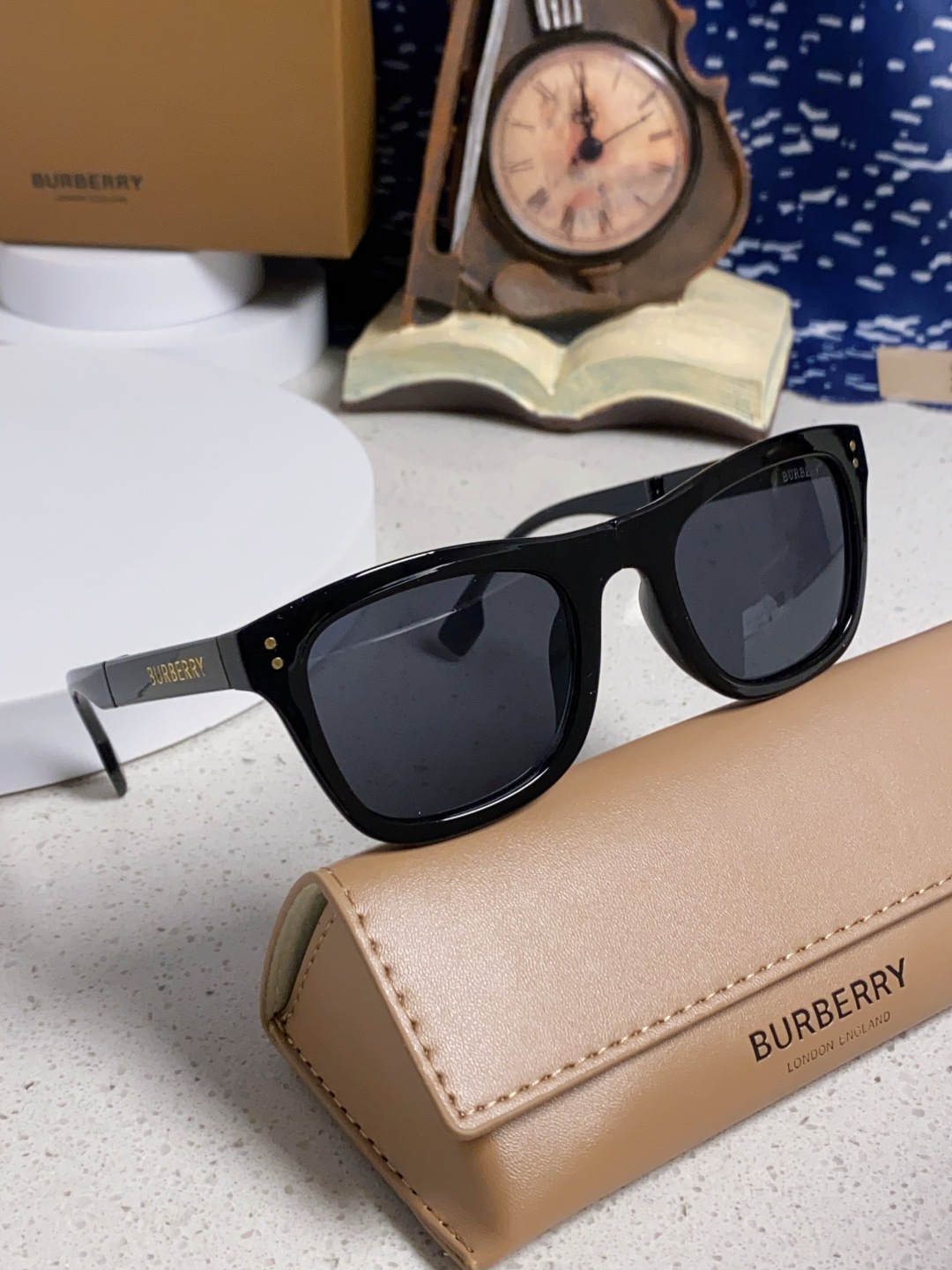 Burberry巴宝莉 2025新款潮牌太阳眼镜男女通用款太阳镜墨镜高品质折叠眼镜 口袋眼镜