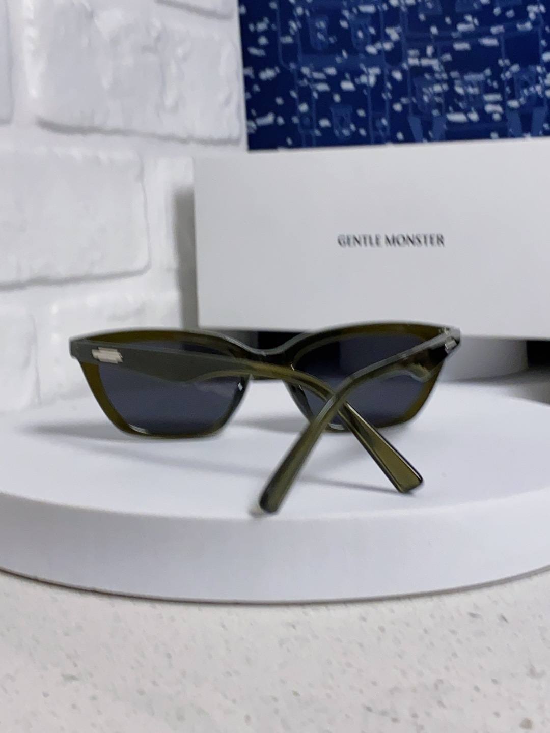 Gentle Moster(GM) Gm猫眼素颜平光镜女防蓝光学生近视眼镜 有度数眼镜框圆脸显瘦 型号：