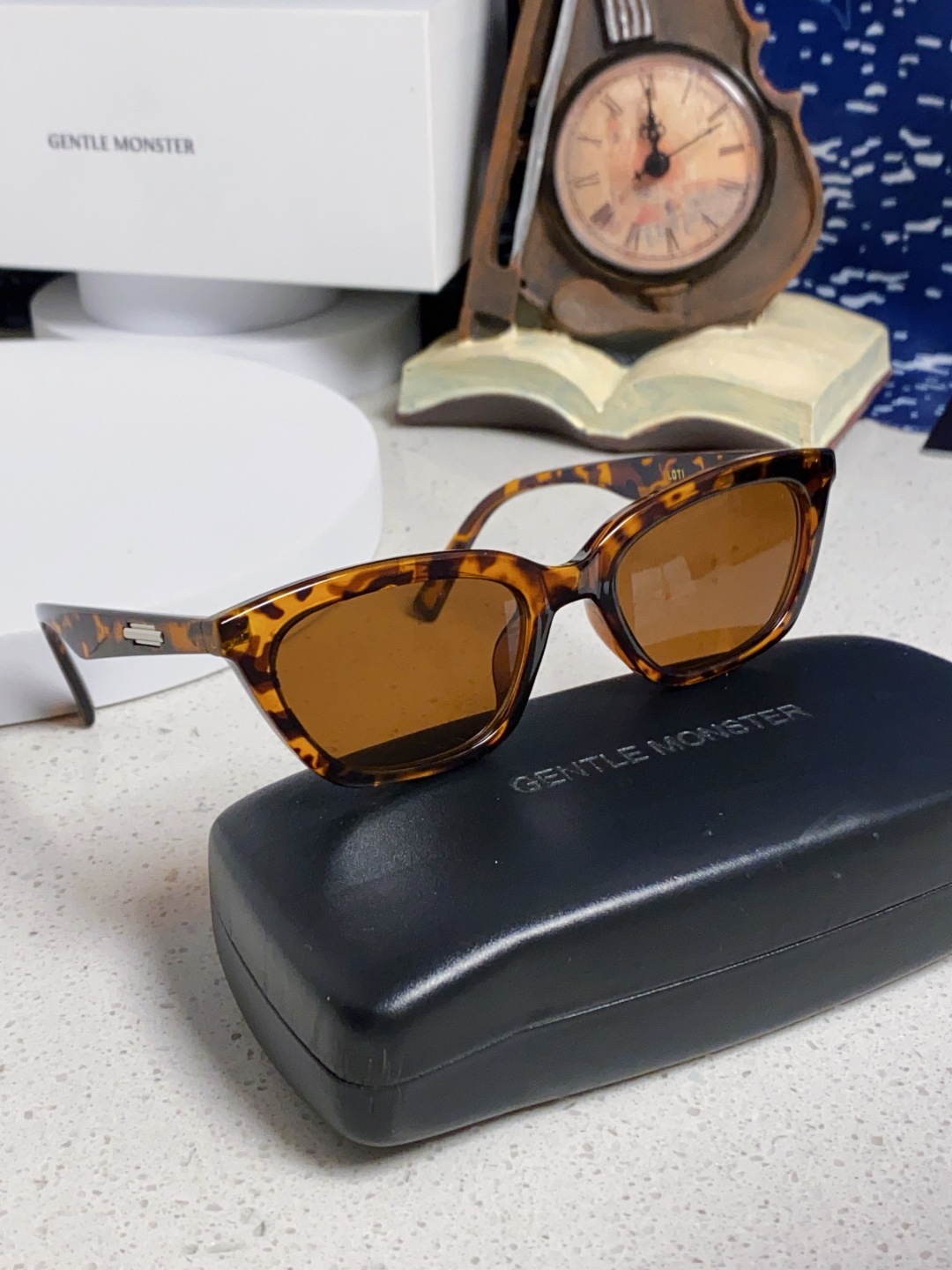 Gentle Moster(GM) Gm猫眼素颜平光镜女防蓝光学生近视眼镜 有度数眼镜框圆脸显瘦 型号：