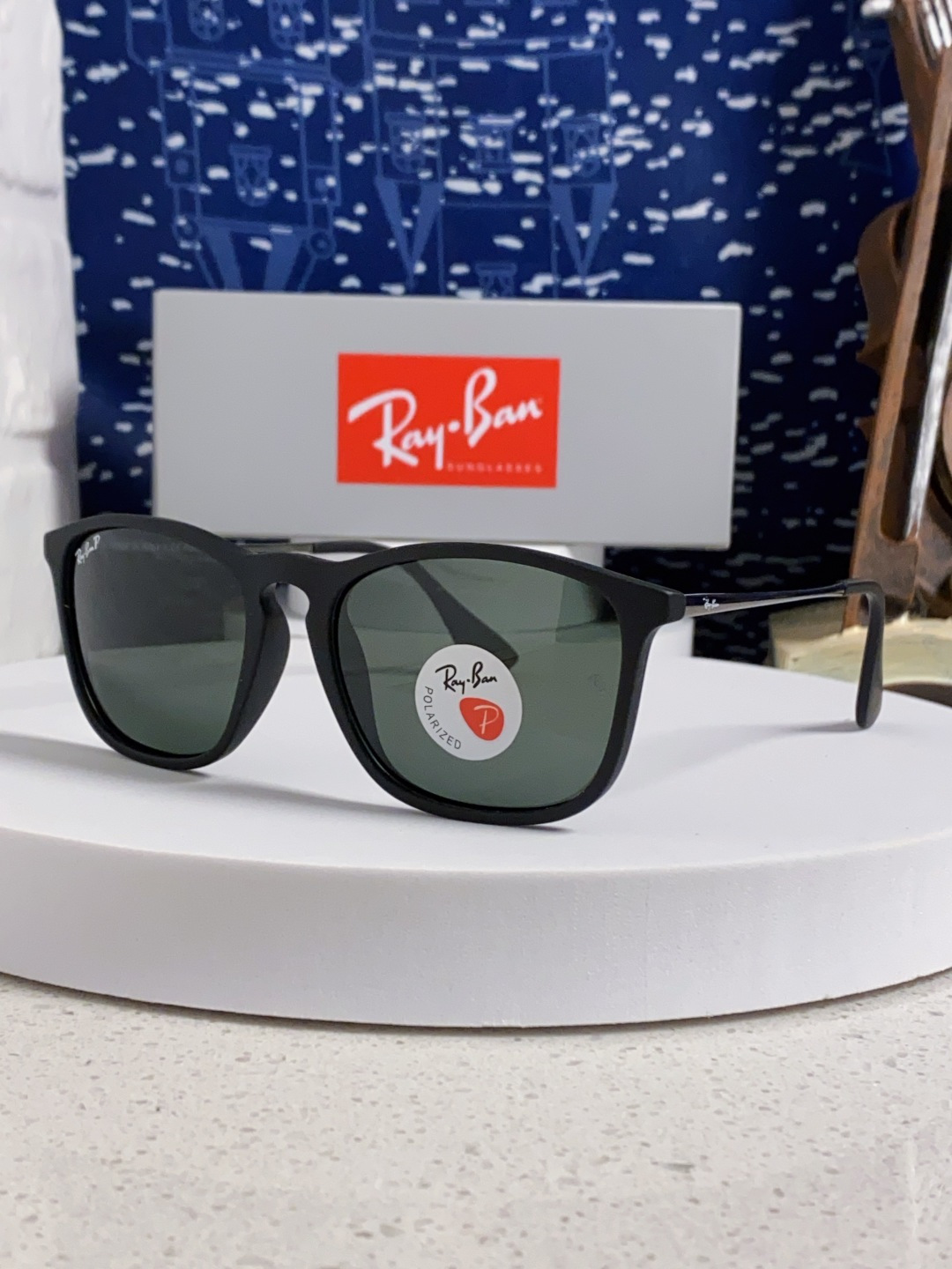 Ray Ban雷朋 新款偏光太阳镜时尚经典百搭户外开车钓鱼墨镜防紫外线潮遮阳太阳镜 RB4187 SIZ