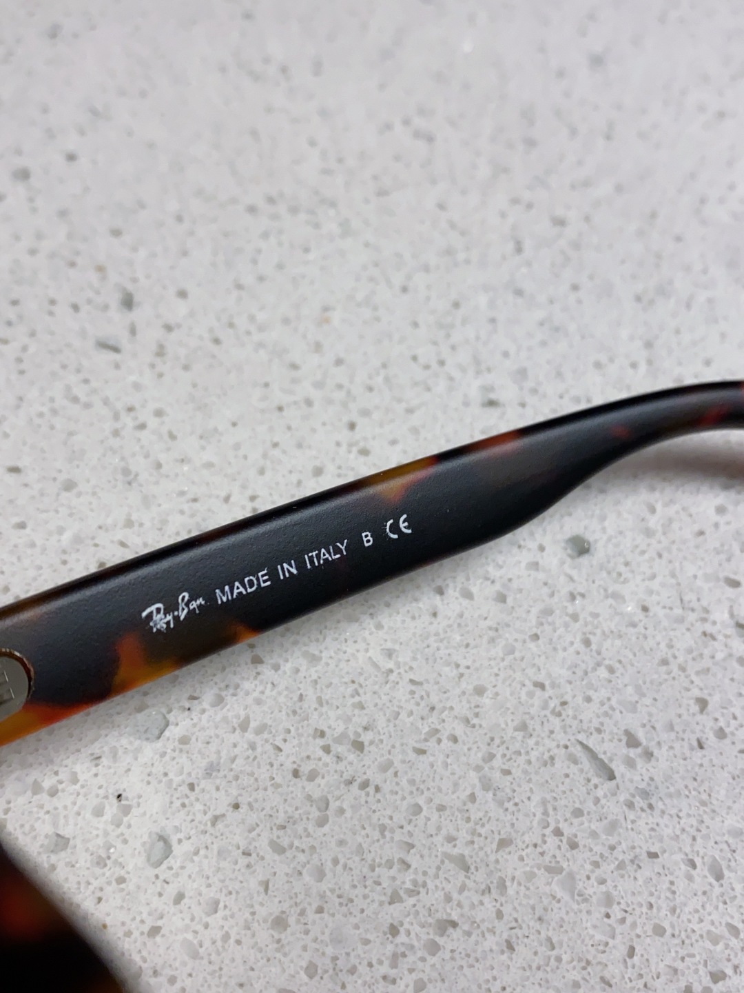 Rayban雷朋 偏光镜片男友系列方形中性太阳镜 RB2283 Size：55口20