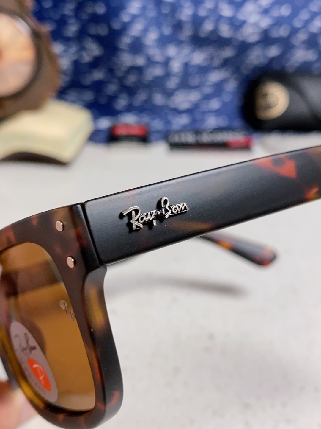 Rayban雷朋 偏光镜片男友系列方形中性太阳镜 RB2283 Size：55口20