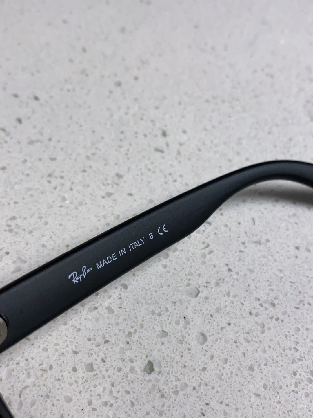 Rayban雷朋 偏光镜片男友系列方形中性太阳镜 RB2283 Size：55口20