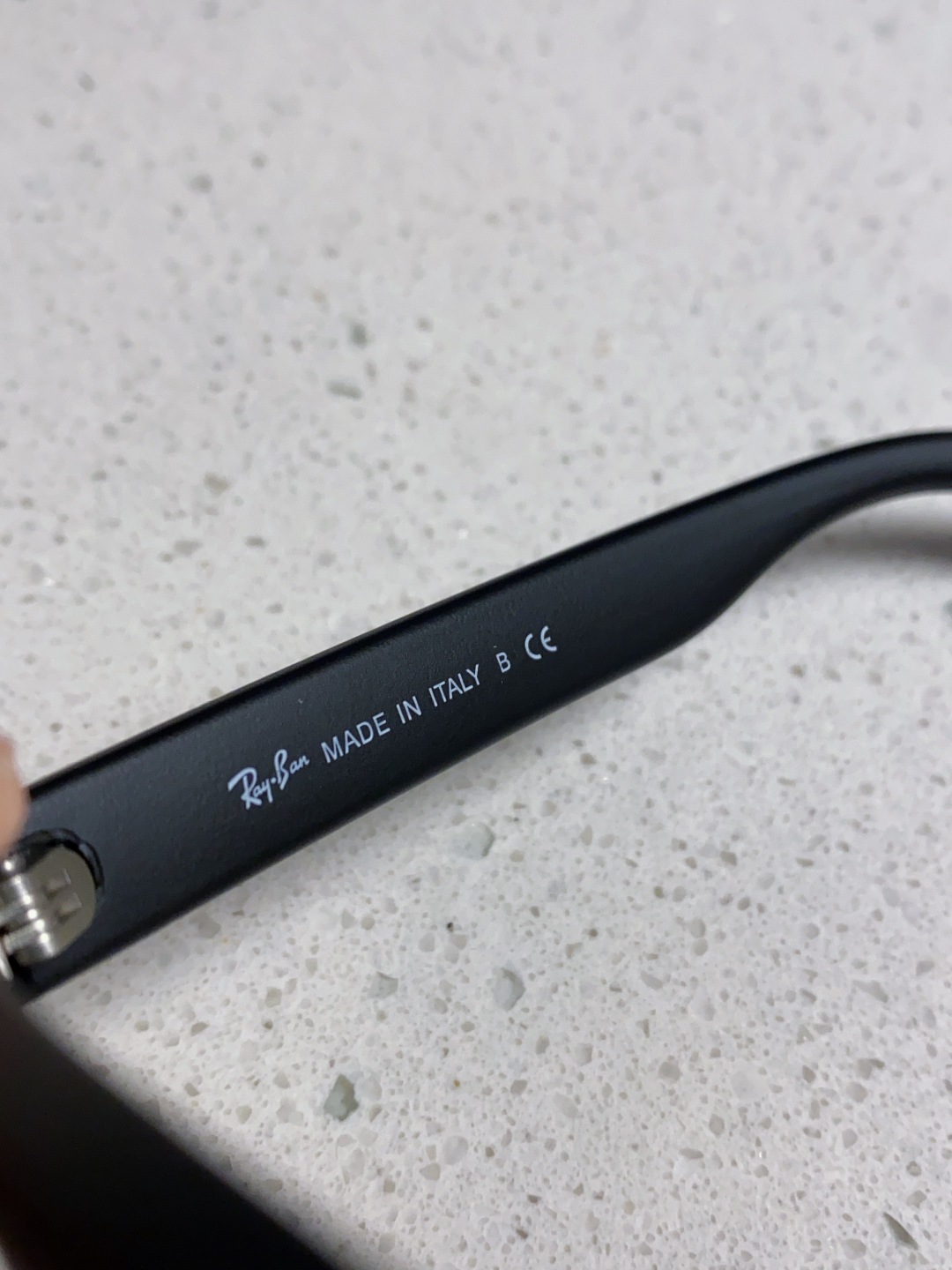Rayban雷朋 偏光镜片男友系列方形中性太阳镜 RB2283 Size：55口20