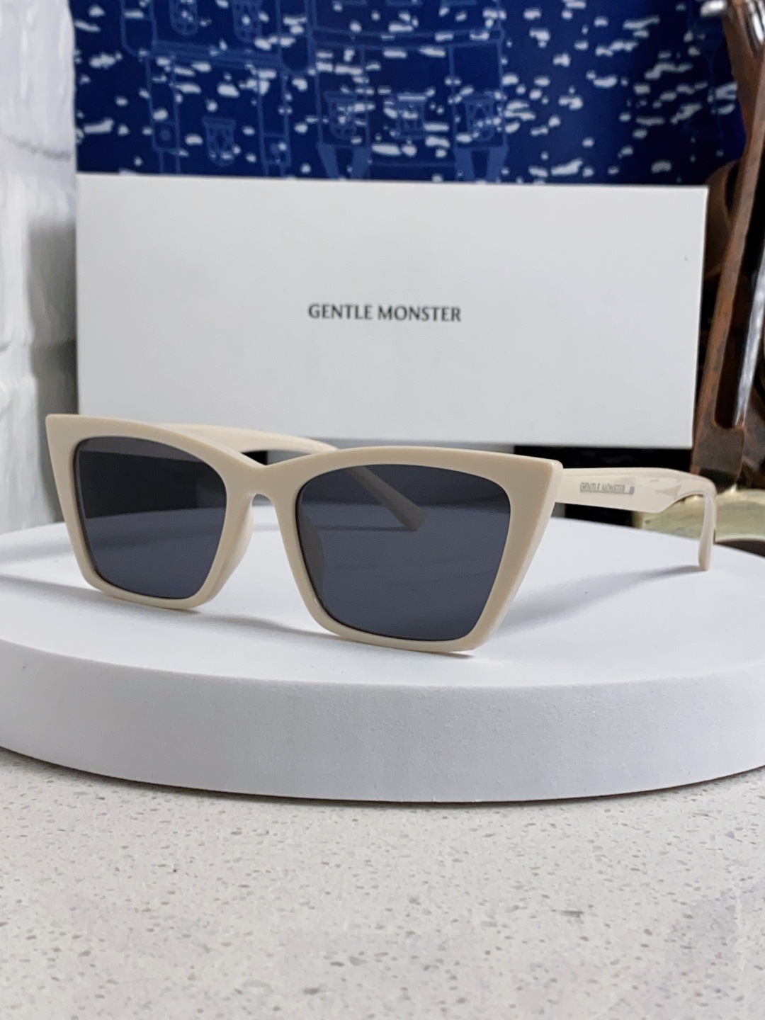 Gentle Moster(GM) 方形复古猫眼ins欧美大框眼镜潮街拍凹造型搞怪墨镜圆脸太阳眼镜 型号
