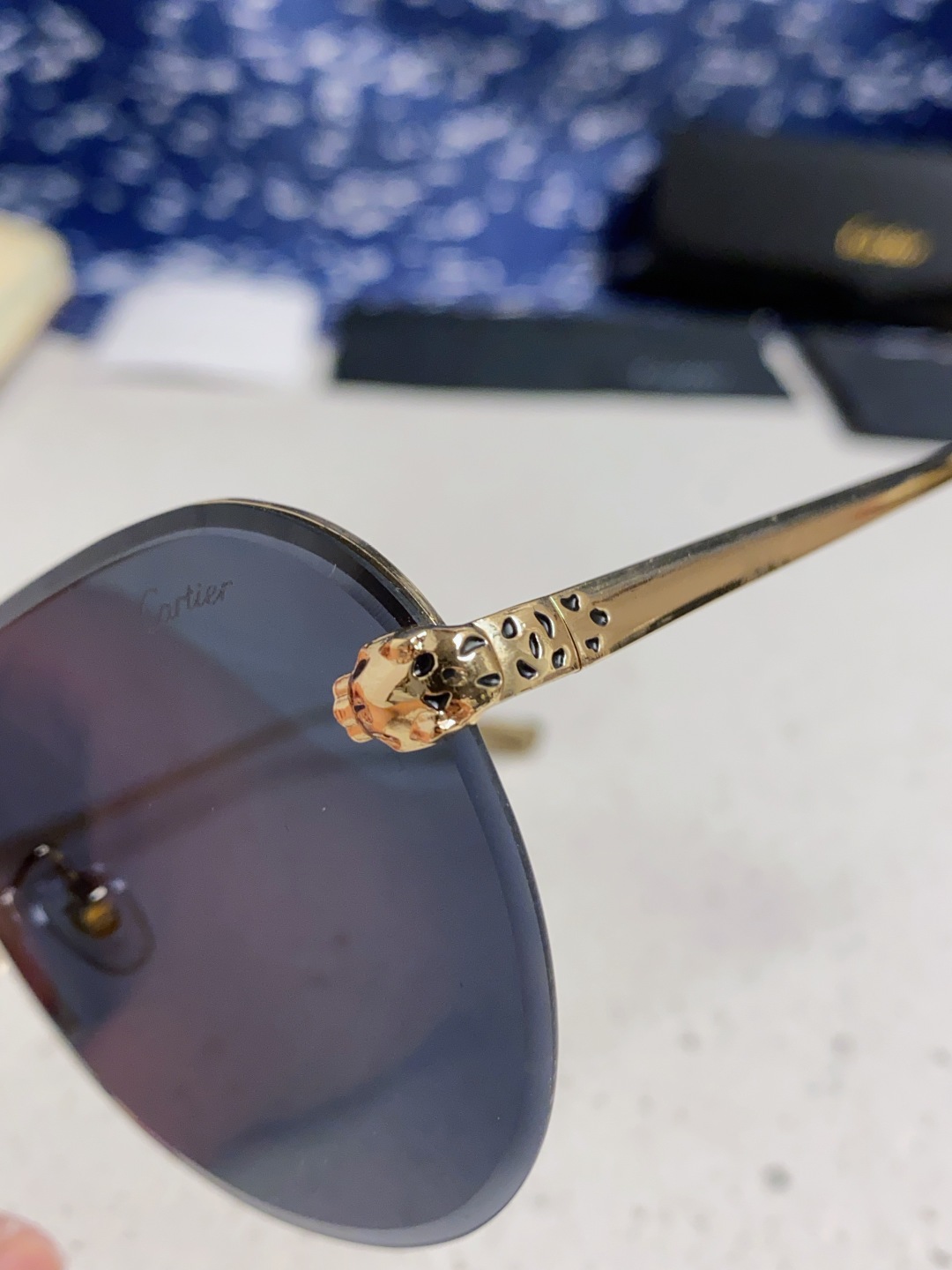 Cartier 卡地亚 墨镜 男女士圆框太阳眼镜 开车墨镜 新款金属太阳镜 时尚大方 舒适轻盈 精致奢华