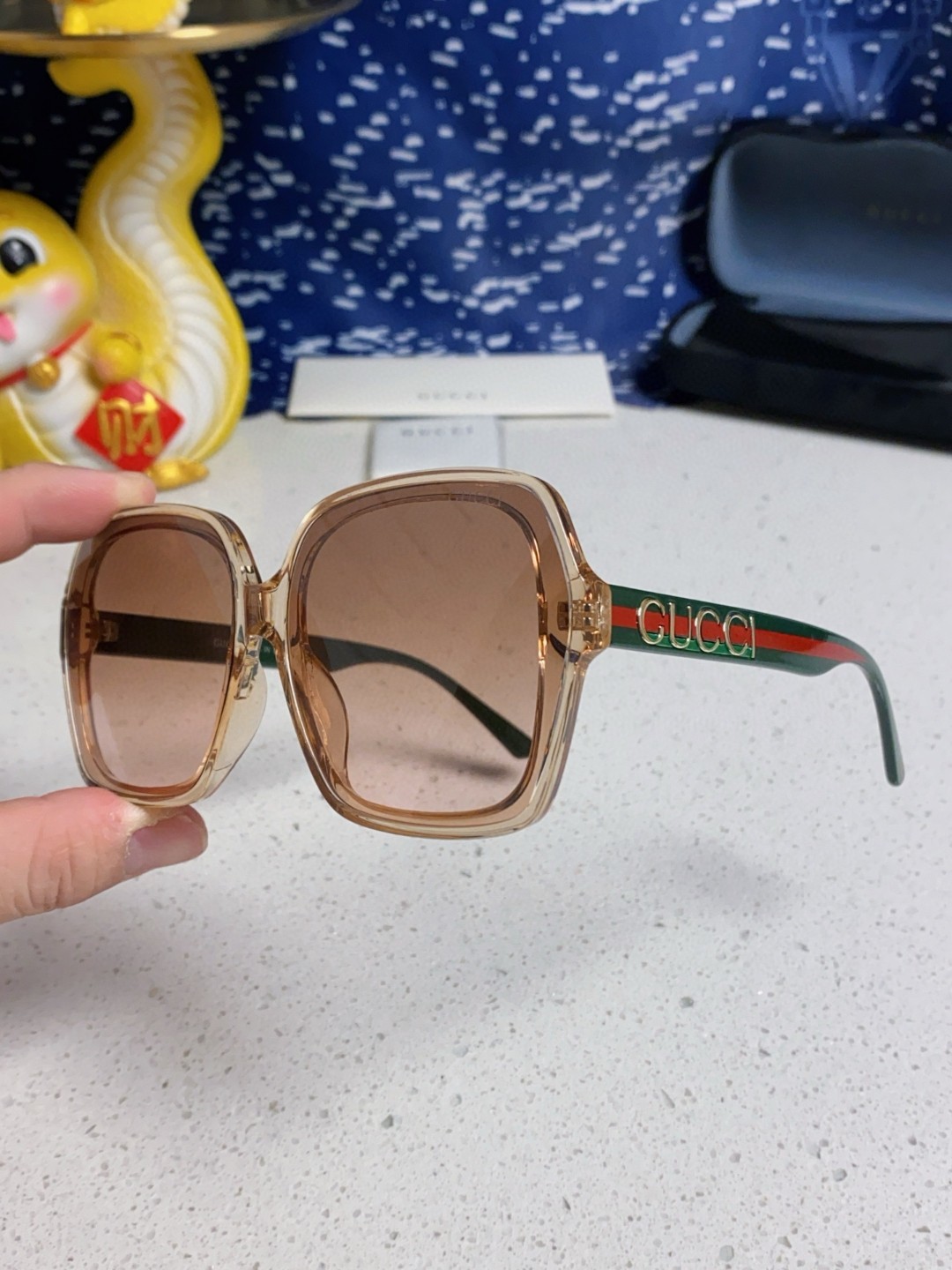 Gucci古奇防晒太阳镜，时尚欧美风遮掩镜，超显笑脸百搭