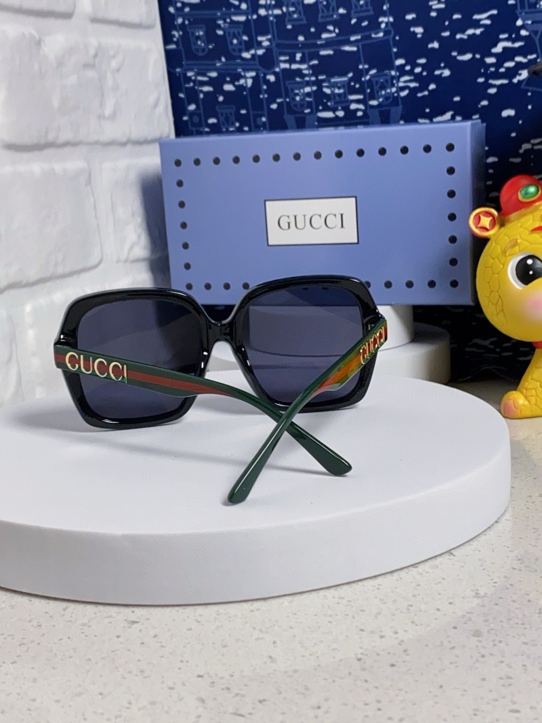 Gucci古奇防晒太阳镜，时尚欧美风遮掩镜，超显笑脸百搭