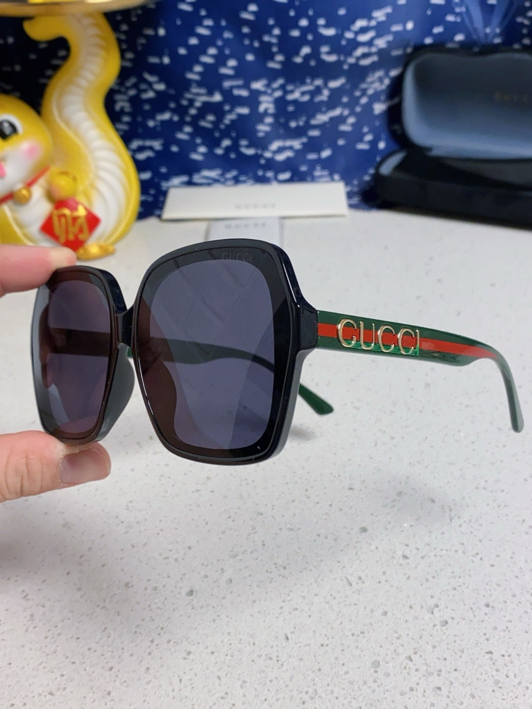 Gucci古奇防晒太阳镜，时尚欧美风遮掩镜，超显笑脸百搭