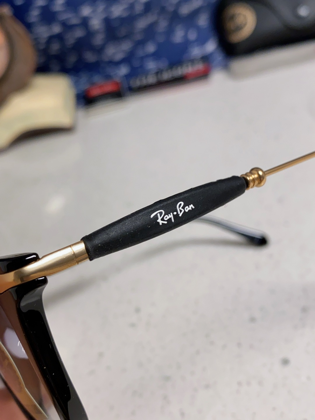 RayBan雷朋 方框玻璃镜片墨镜 旅行者系列方框太阳镜镜 高质量板材镜框电镀金属镜腿 方框高颜值设计男