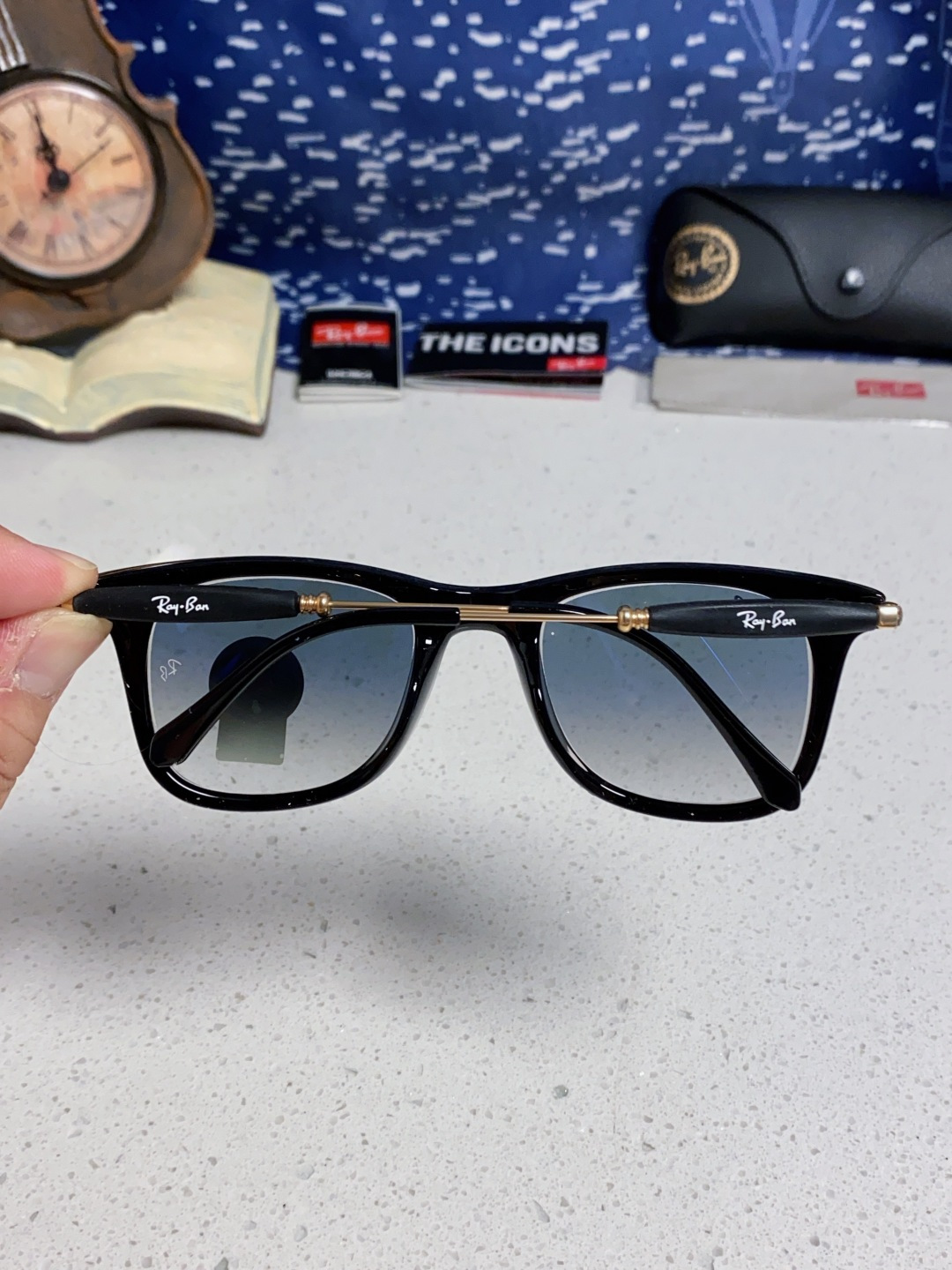 RayBan雷朋 方框玻璃镜片墨镜 旅行者系列方框太阳镜镜 高质量板材镜框电镀金属镜腿 方框高颜值设计男