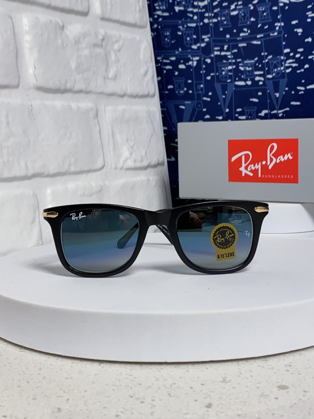 RayBan雷朋 方框玻璃镜片墨镜 旅行者系列方框太阳镜镜 高质量板材镜框电镀金属镜腿 方框高颜值设计男