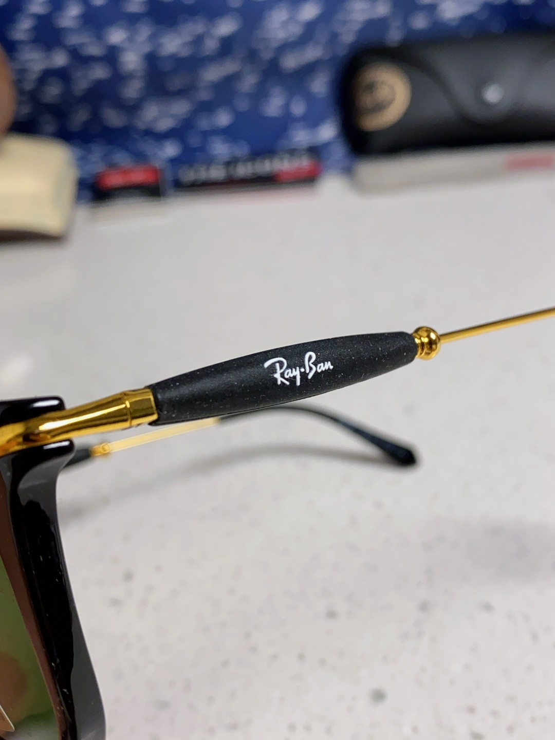 RayBan雷朋 方框玻璃镜片墨镜 旅行者系列方框太阳镜镜 高质量板材镜框电镀金属镜腿 方框高颜值设计男