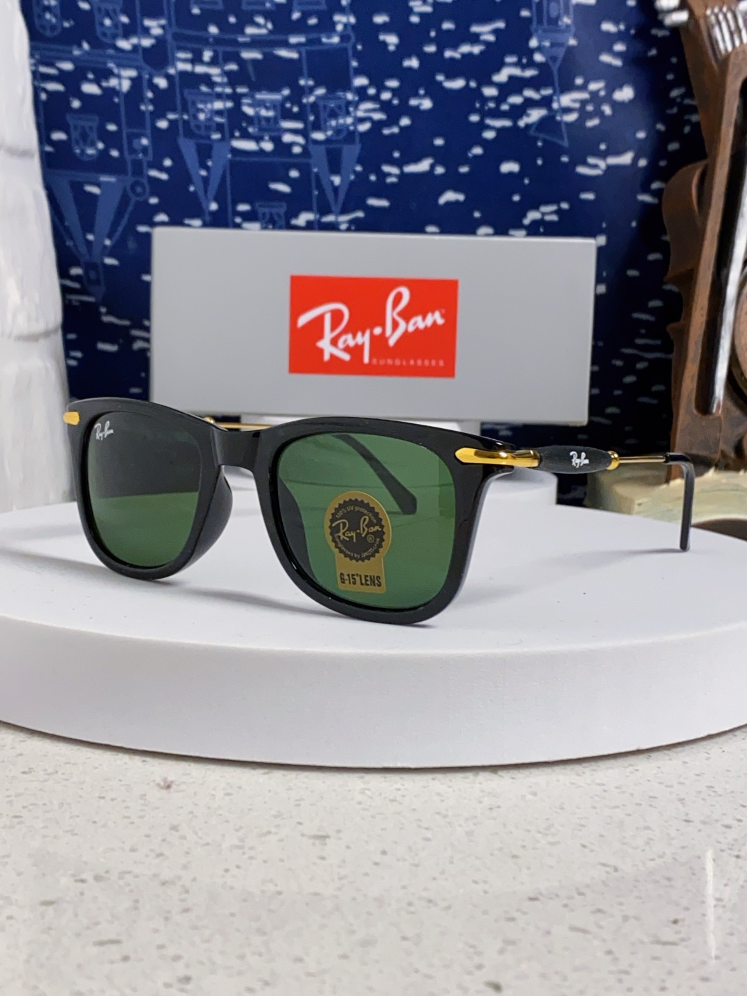 RayBan雷朋 方框玻璃镜片墨镜 旅行者系列方框太阳镜镜 高质量板材镜框电镀金属镜腿 方框高颜值设计男