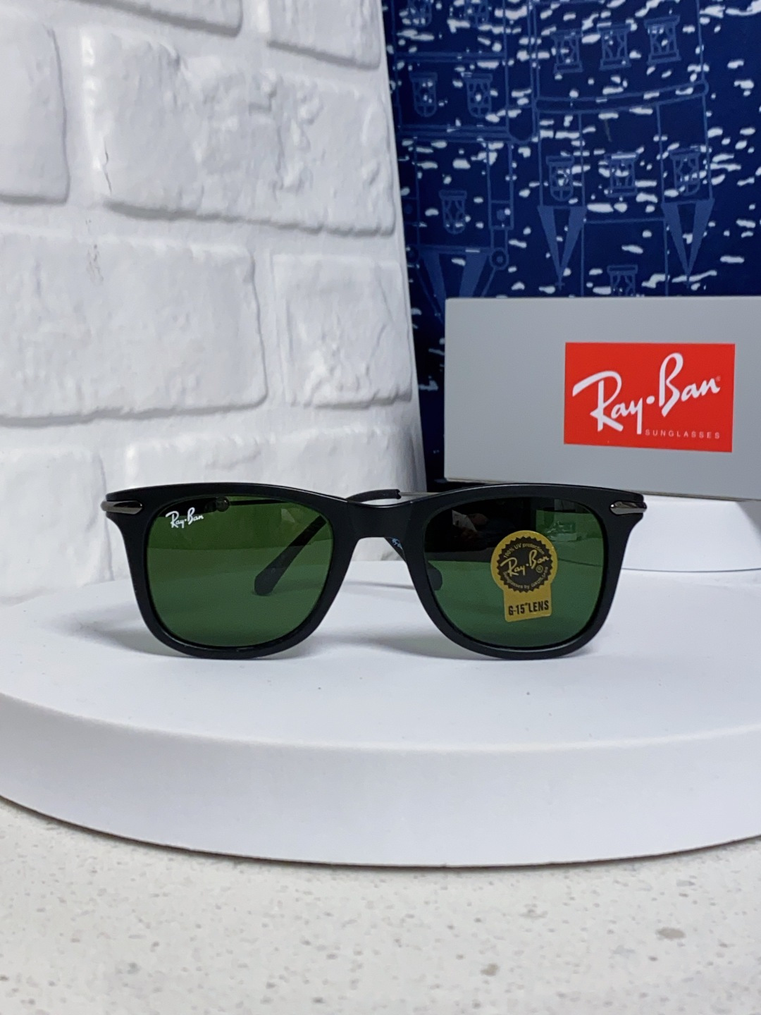 RayBan雷朋 方框玻璃镜片墨镜 旅行者系列方框太阳镜镜 高质量板材镜框电镀金属镜腿 方框高颜值设计男