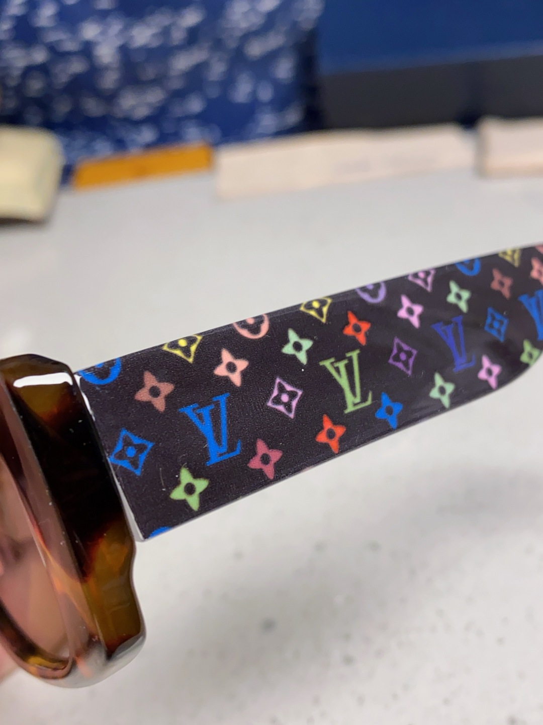 LouisVutton路易威登 2025 📸Lv联名村上隆系列大秀款🕶️【Z2709W】 三彩系列硬控我