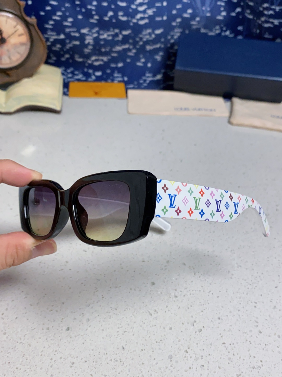 LouisVutton路易威登 2025 📸Lv联名村上隆系列大秀款🕶️【Z2709W】 三彩系列硬控我