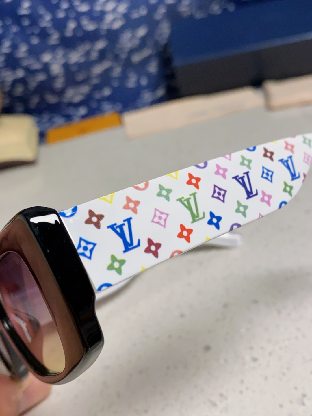 LouisVutton路易威登 2025 📸Lv联名村上隆系列大秀款🕶️【Z2709W】 三彩系列硬控我
