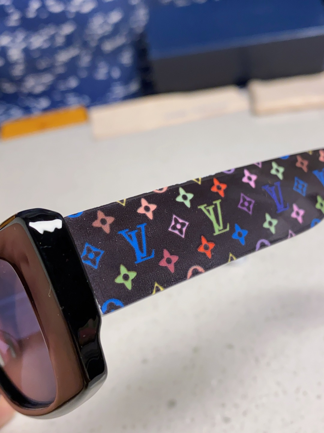 LouisVutton路易威登 2025 📸Lv联名村上隆系列大秀款🕶️【Z2709W】 三彩系列硬控我
