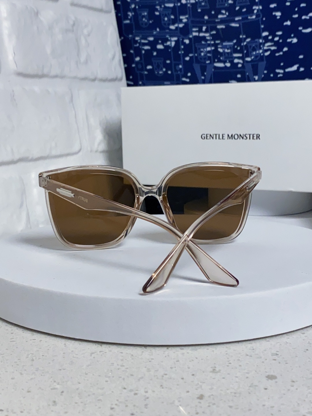 Gentle Moster(GM) 新品偏光太阳镜韩版黑超板材墨镜男女通用 型号：BURTY