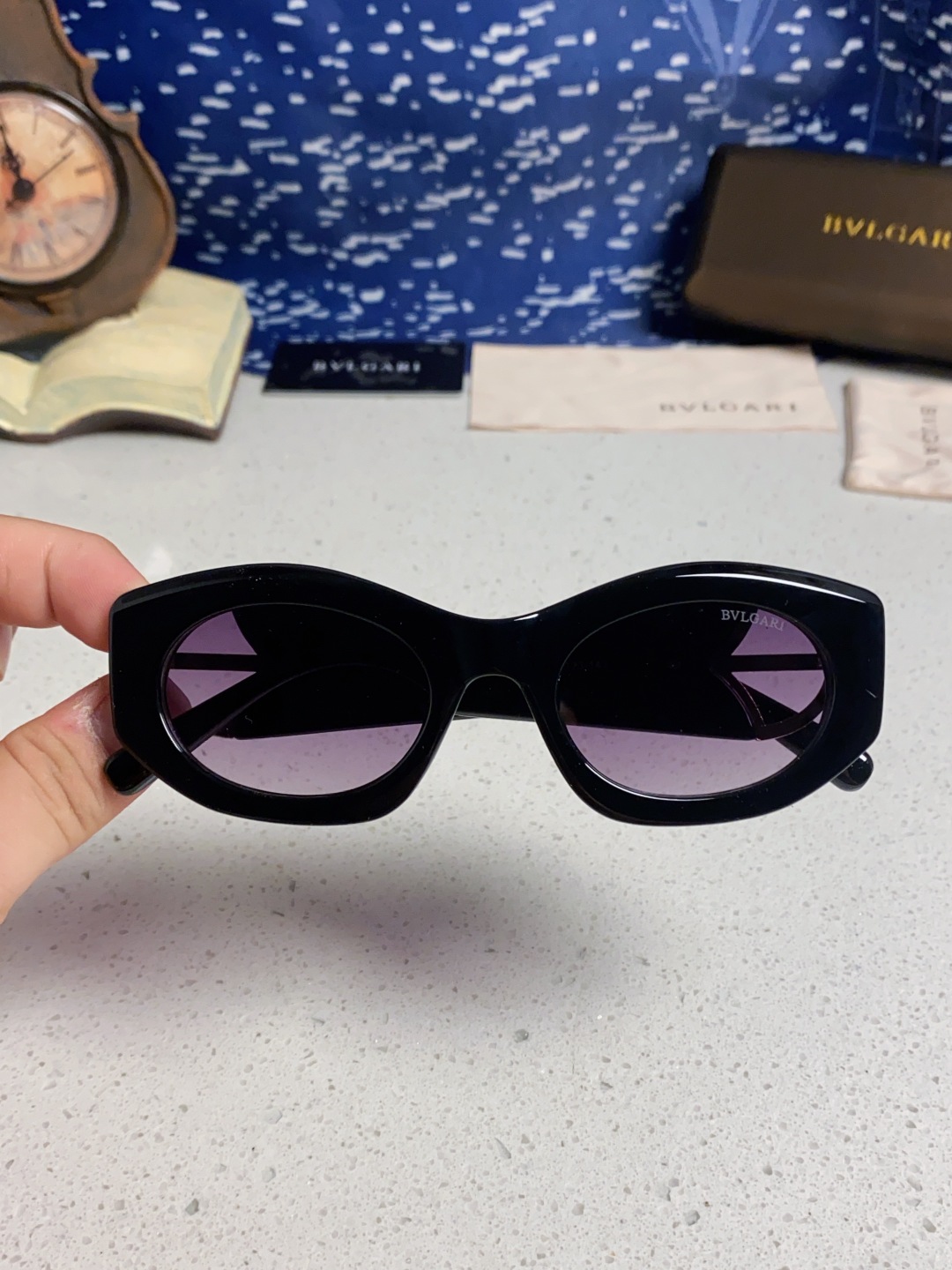 Bvlgari宝格丽 2025年新款欧美摩登时尚猫眼太阳镜个性弯弓花纹朋克风 防紫外线墨镜