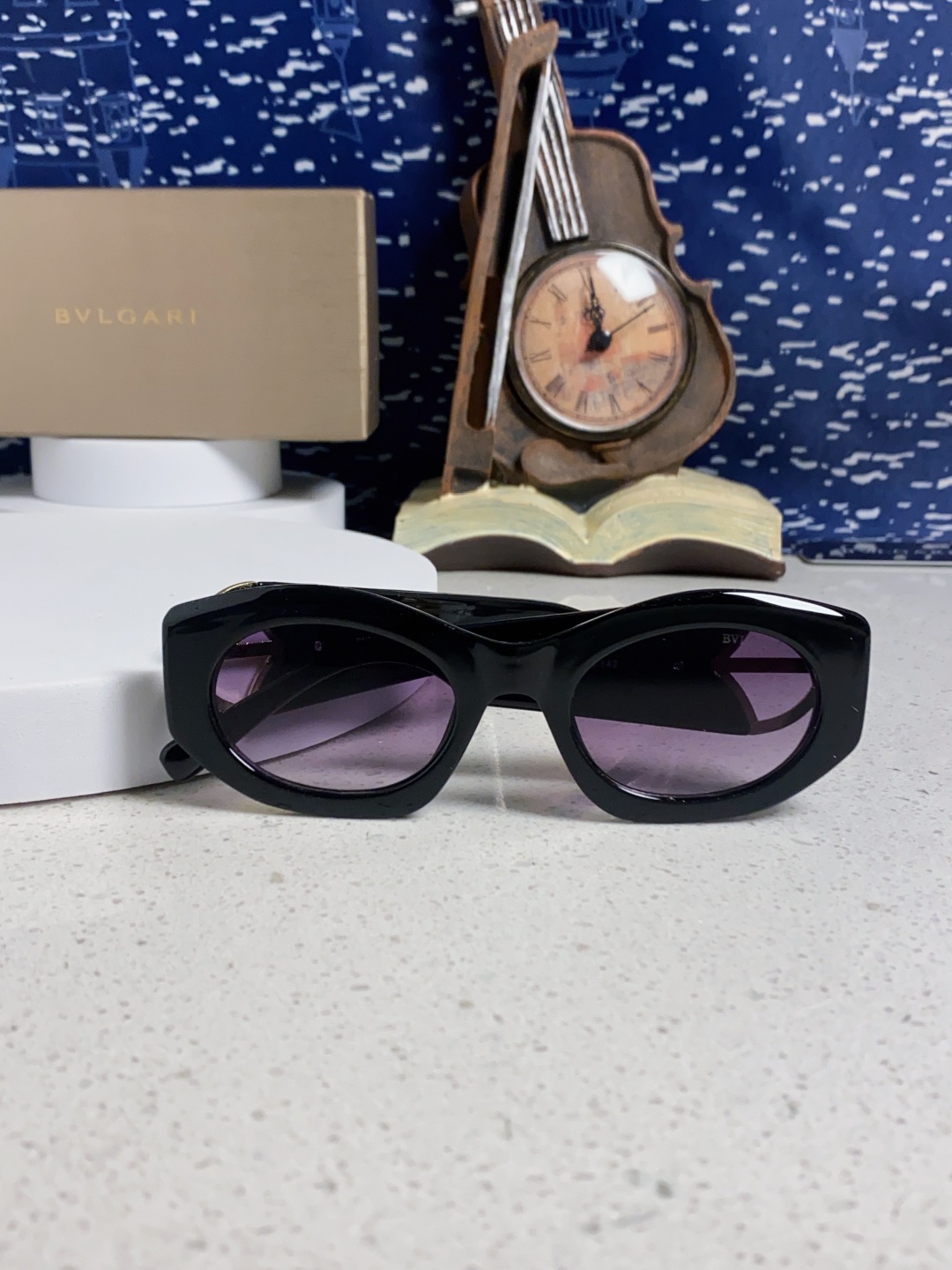 Bvlgari宝格丽 2025年新款欧美摩登时尚猫眼太阳镜个性弯弓花纹朋克风 防紫外线墨镜