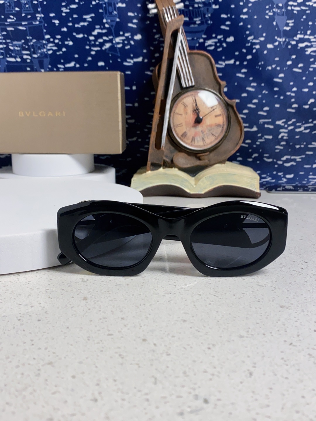 Bvlgari宝格丽 2025年新款欧美摩登时尚猫眼太阳镜个性弯弓花纹朋克风 防紫外线墨镜