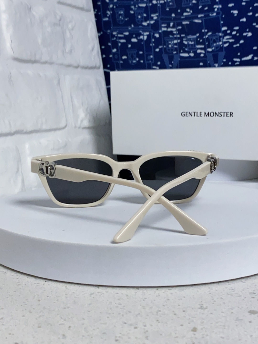 Gentle Moster(GM) 2025新款GM墨镜男女复古感ins防紫外线太阳镜欧美大方形时尚跨镜