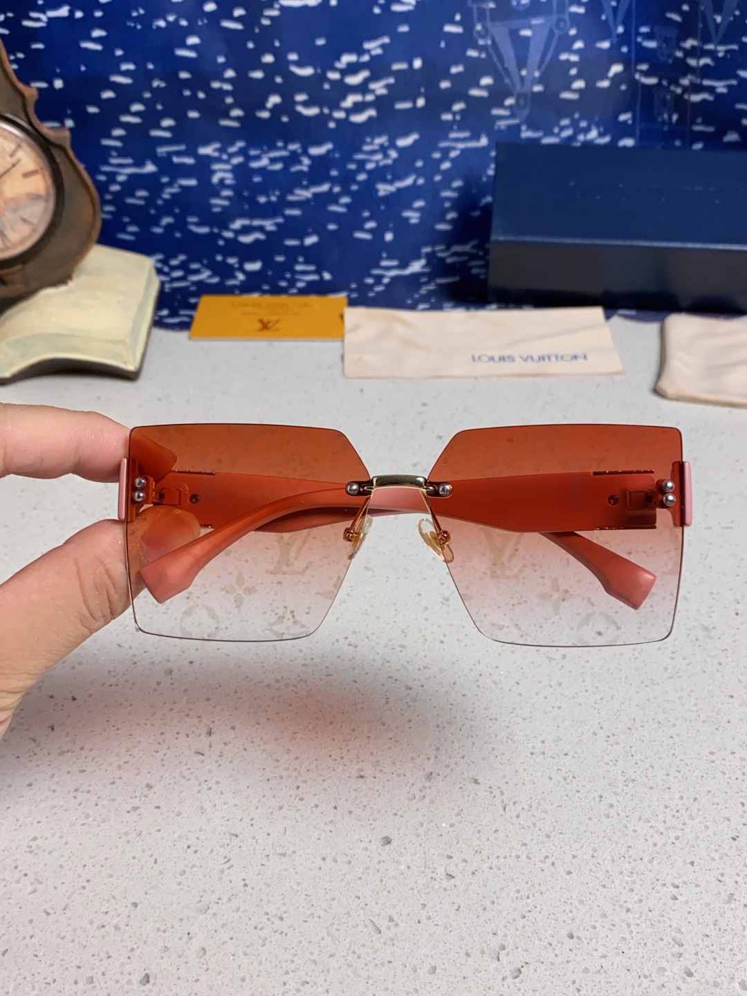 LouisVuittion路易威登 2025新款韩版时尚无框切边大框圆脸墨镜星空边网红防紫外线优雅方形太